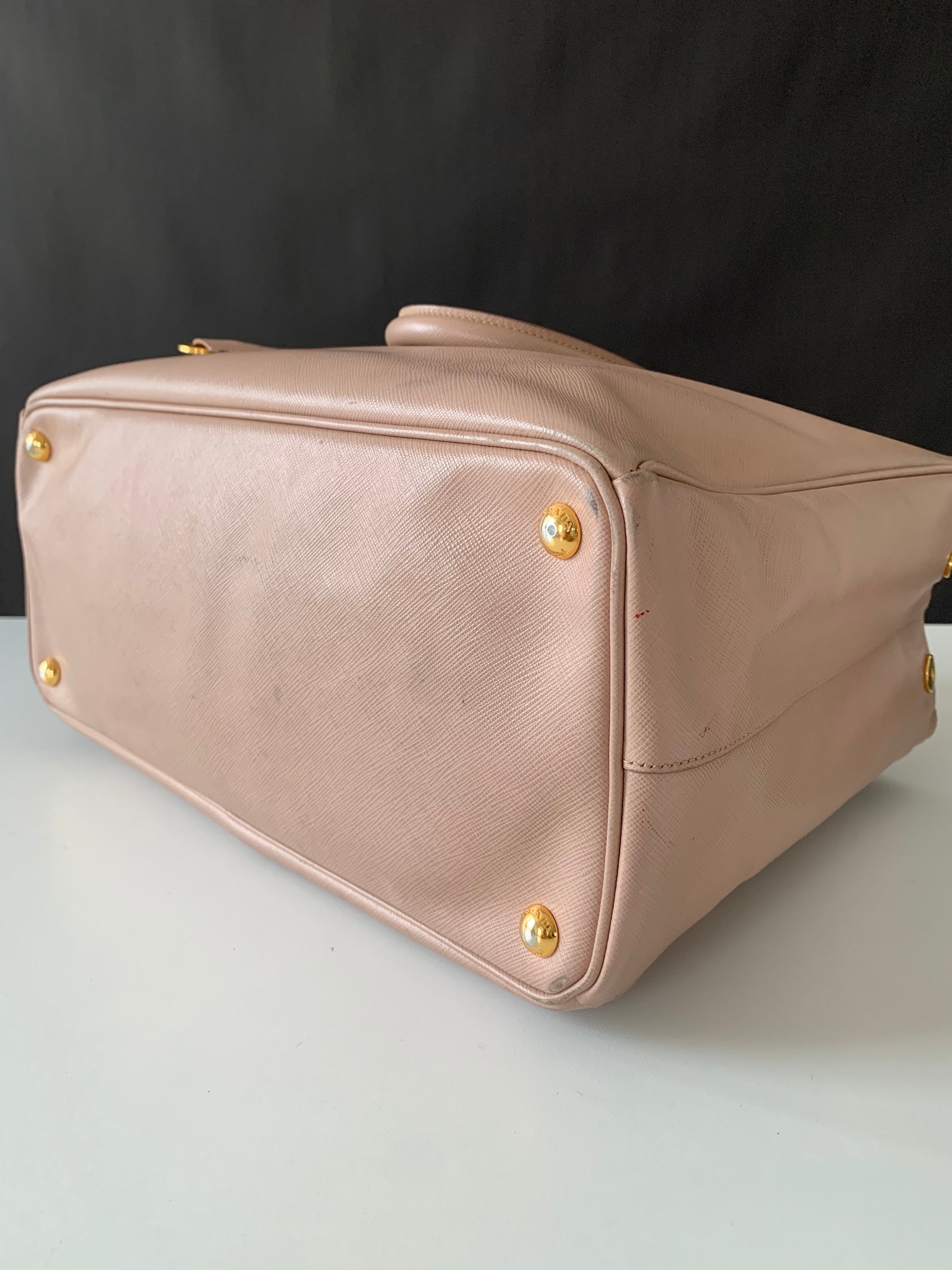 Prada Saffiano Lux Galleria Large