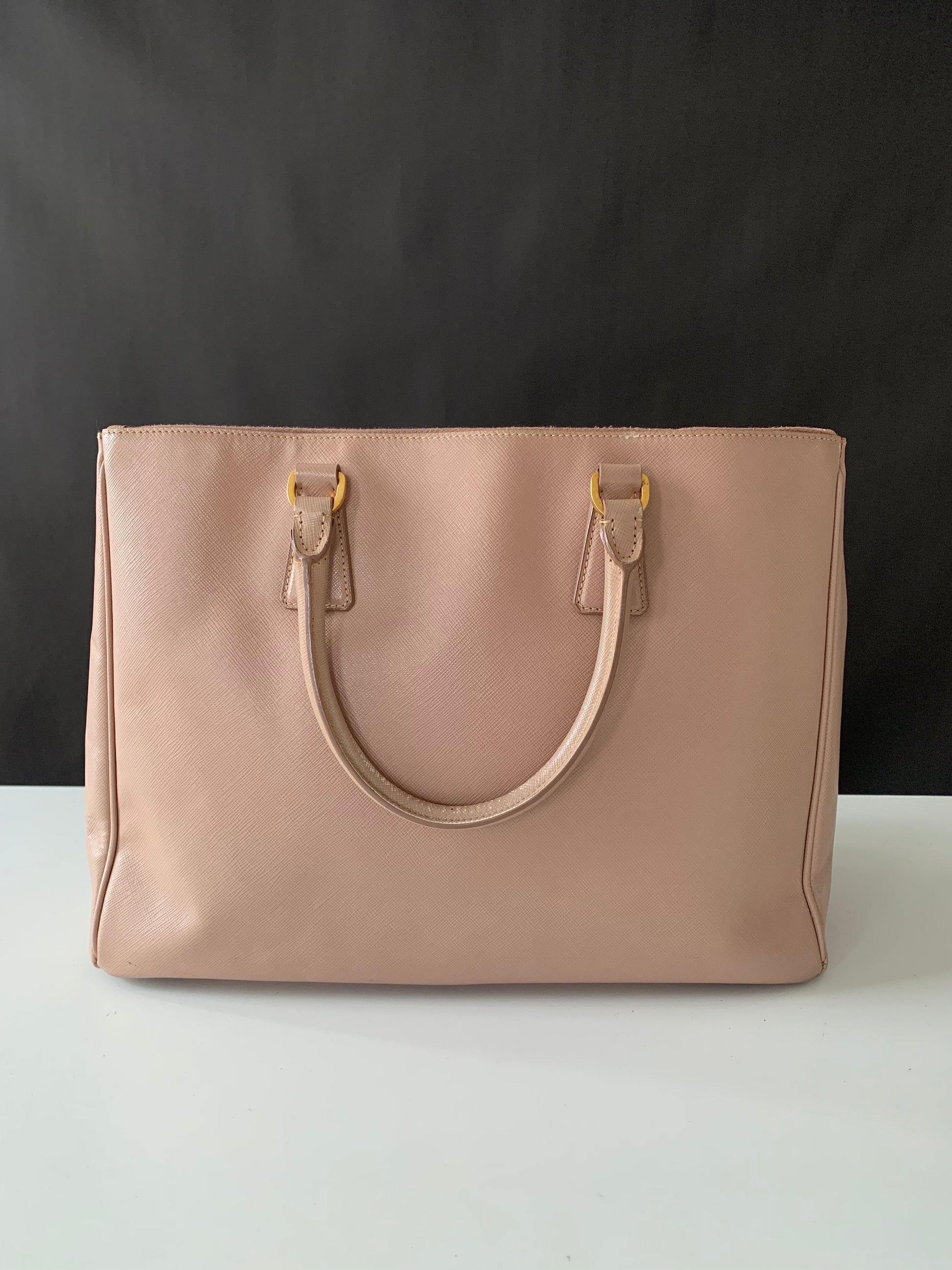 Prada Saffiano Lux Galleria Large