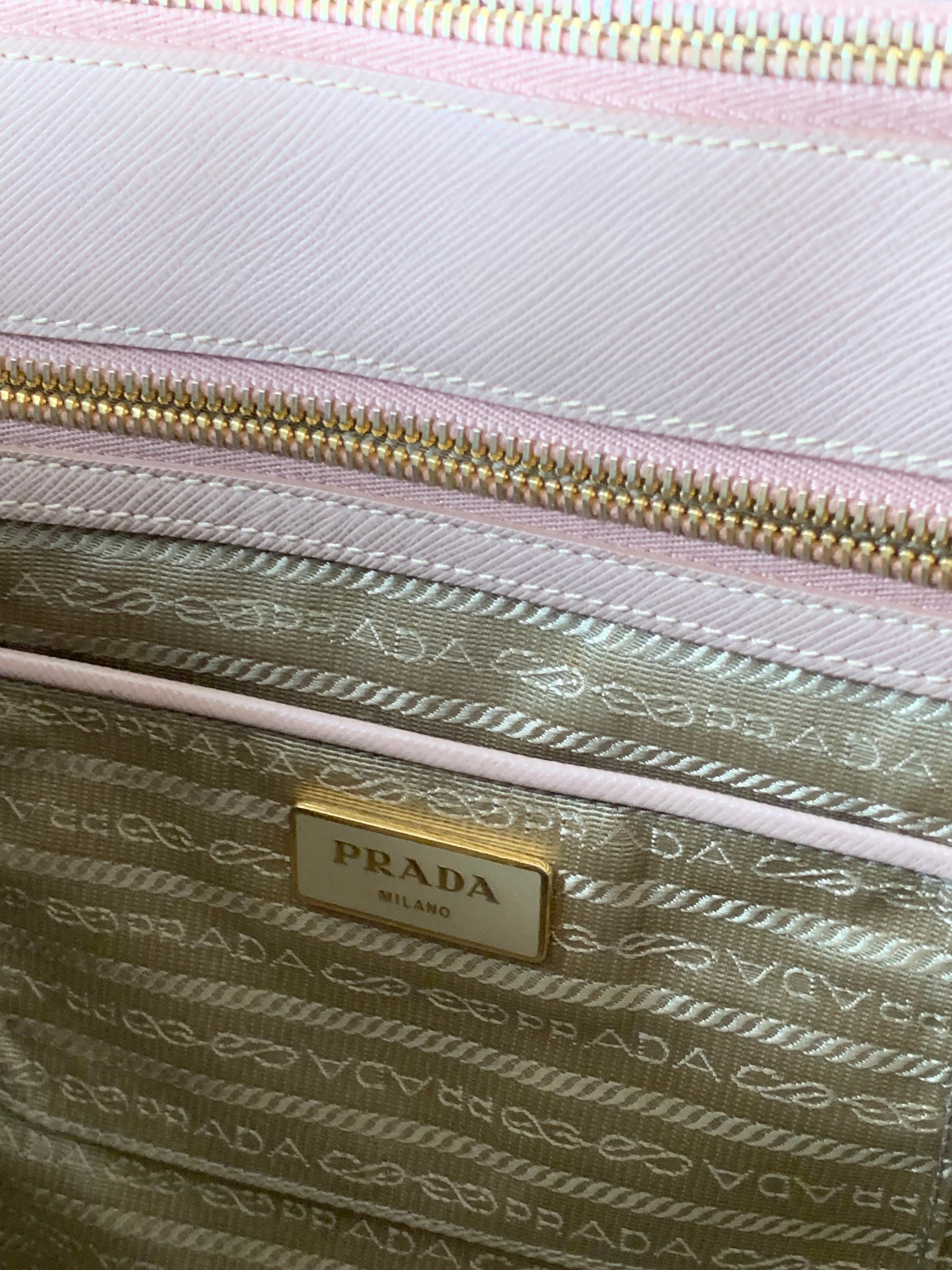 Prada Saffiano Lux Galleria Large