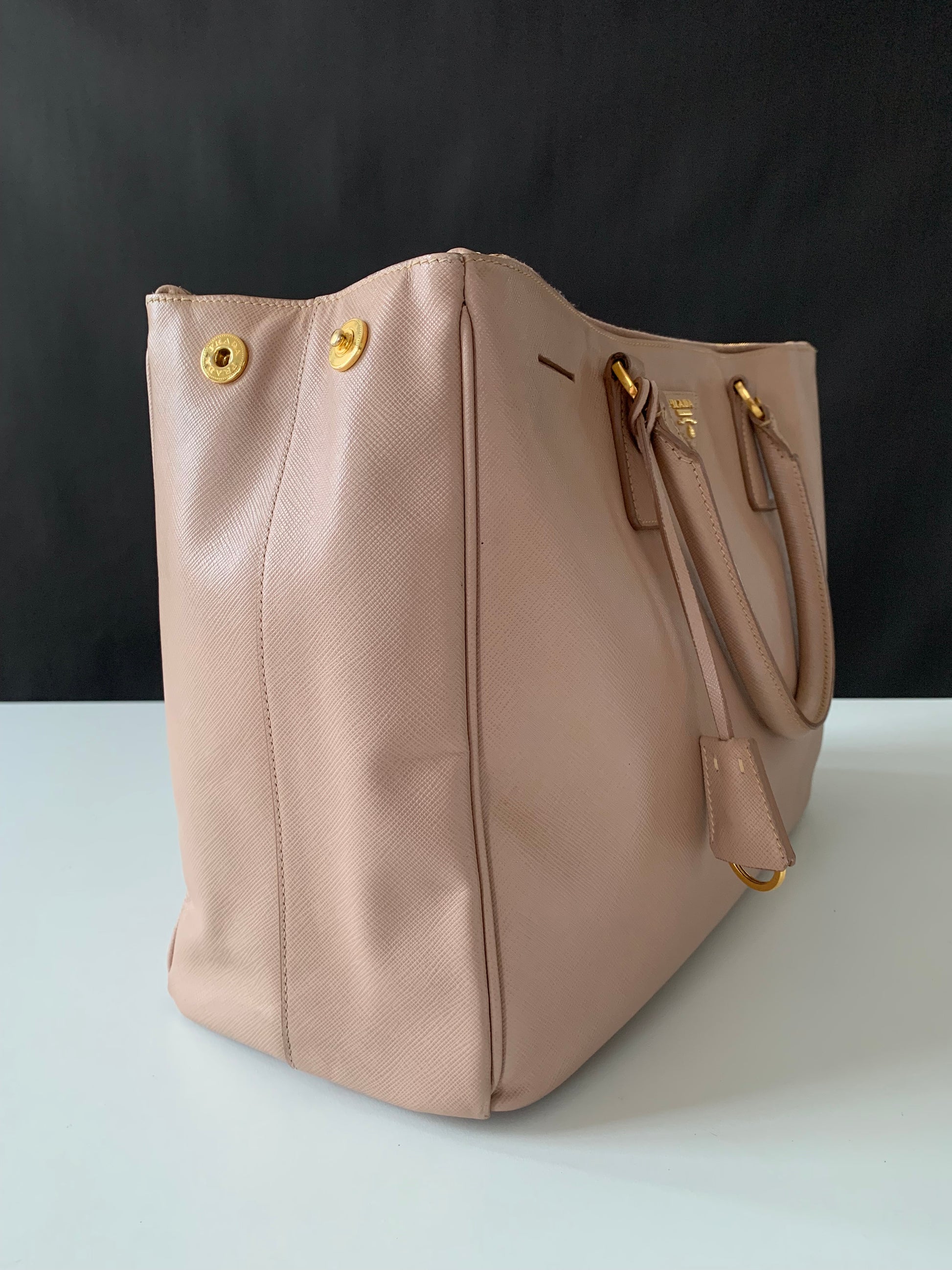 Prada Saffiano Lux Galleria Large