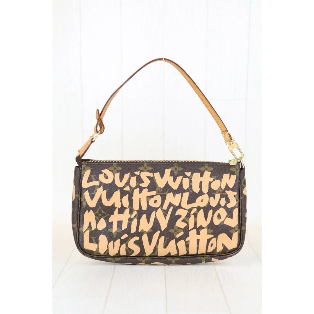 Louis Vuitton	Pochette Graffiti Monogram
