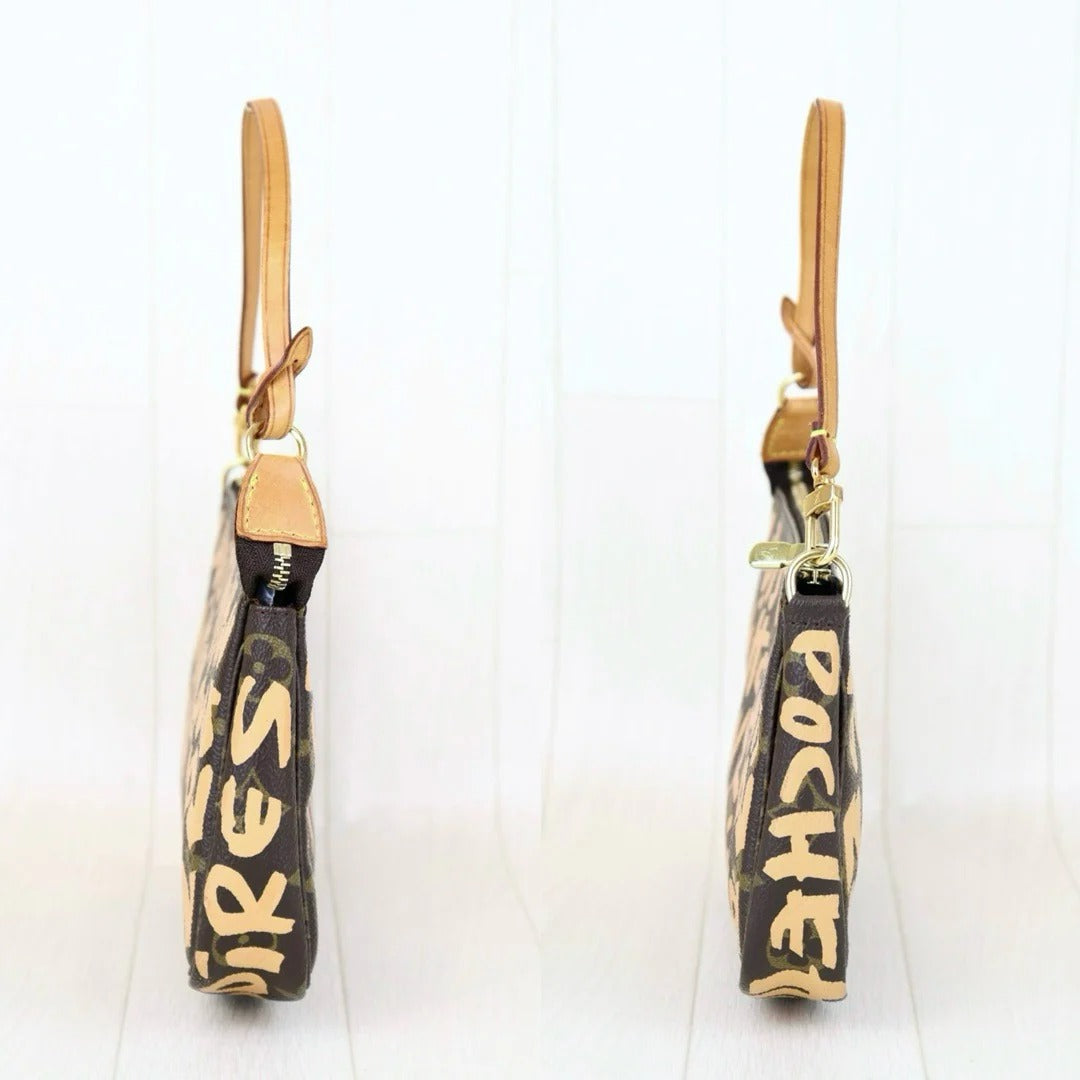 Louis Vuitton	Pochette Graffiti Monogram