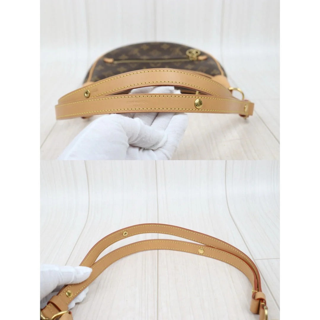 Louis Vuitton	Loop Monogram