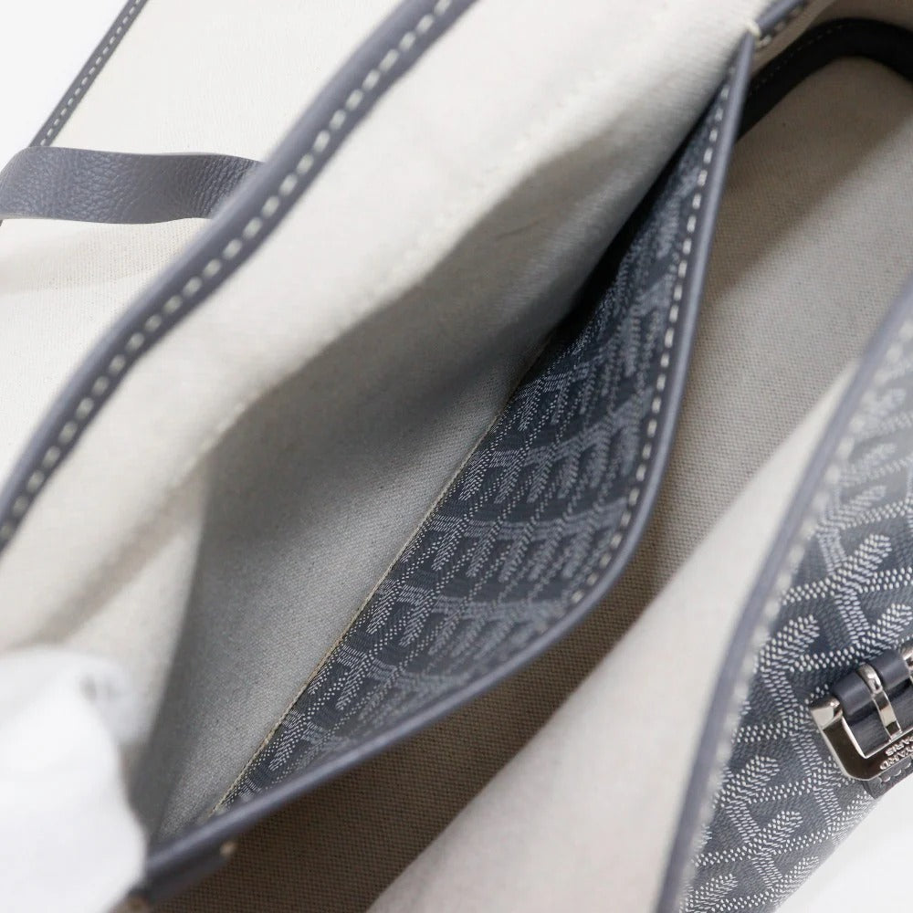 Goyard Capetien Messenger