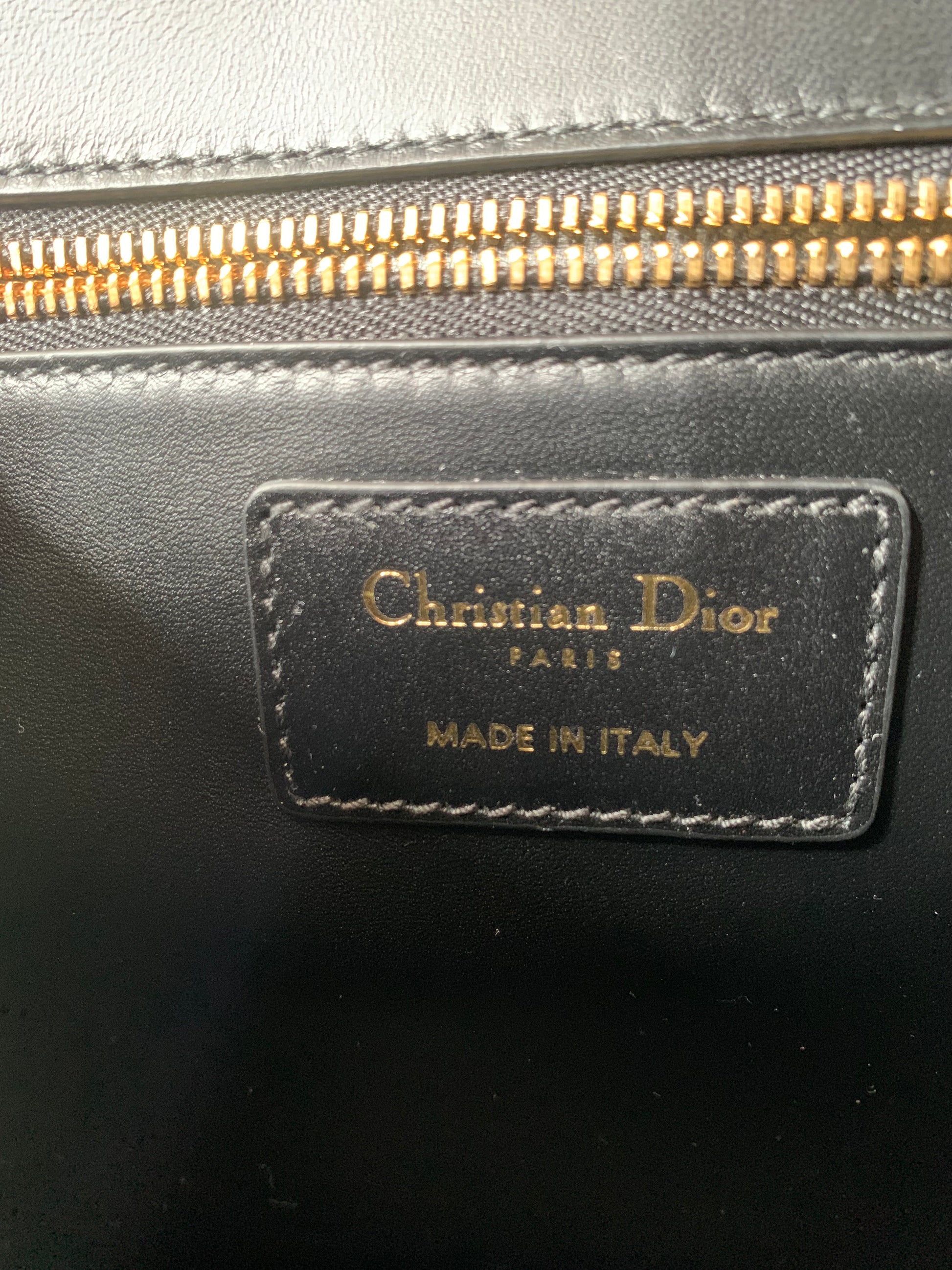 Dior Montaigne 30 Flap