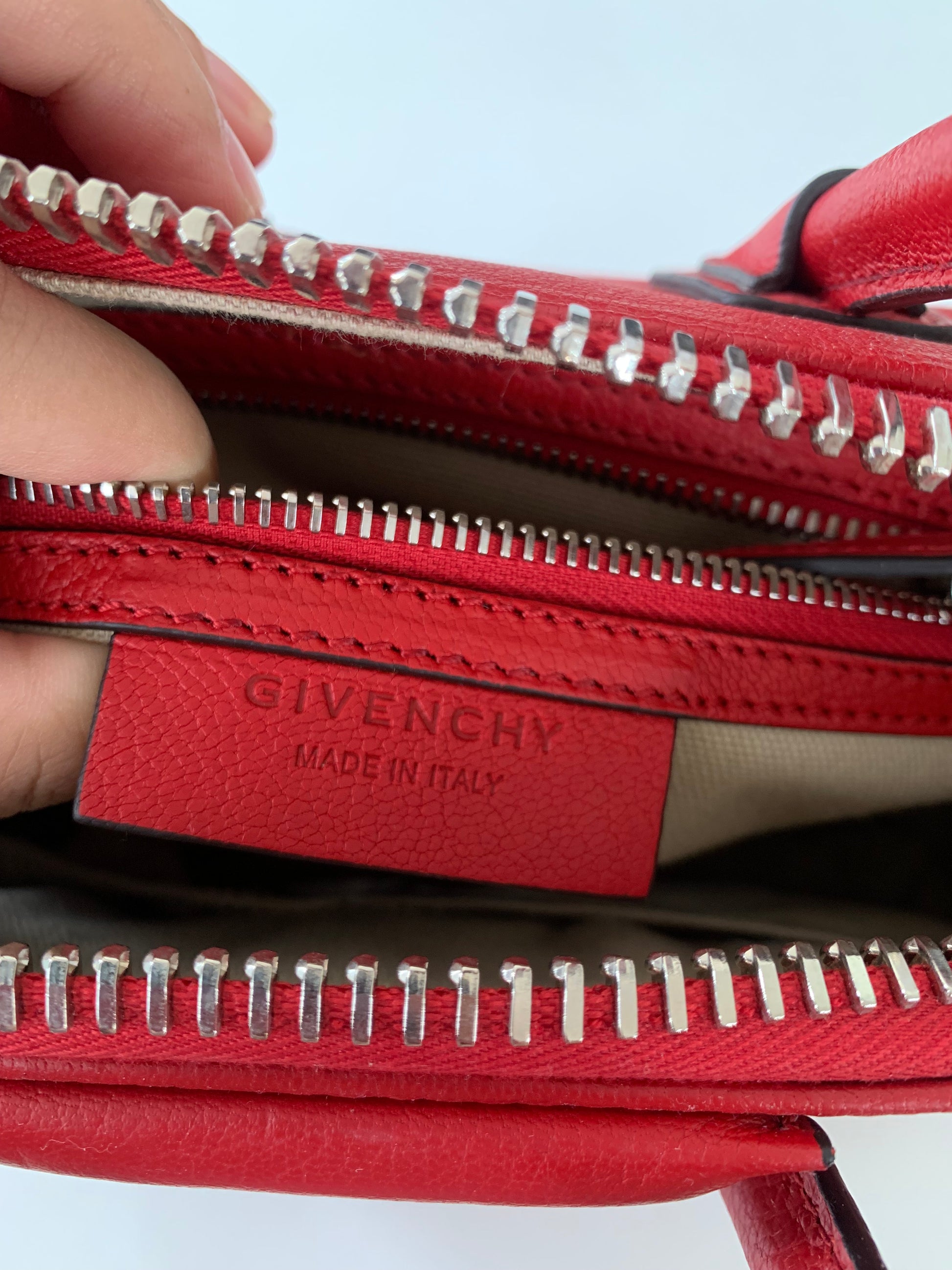 Givenchy Antigona Mini