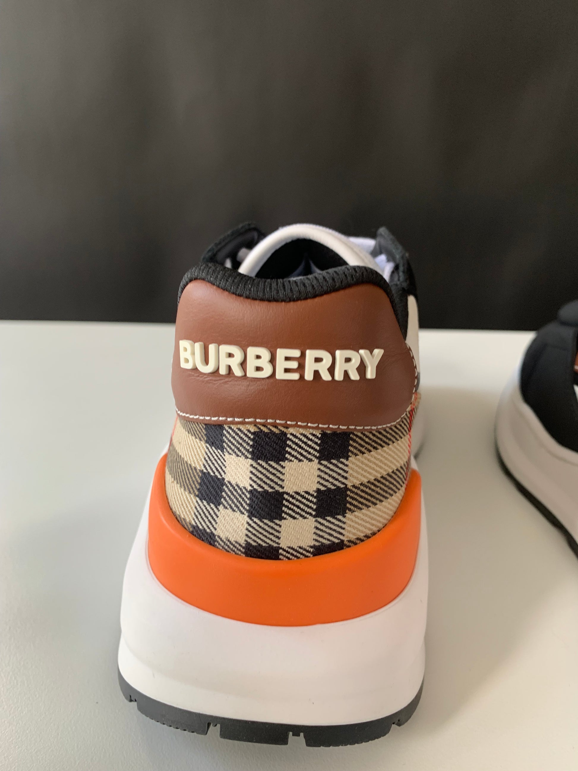 Burberry Ramsey Sneakers 41