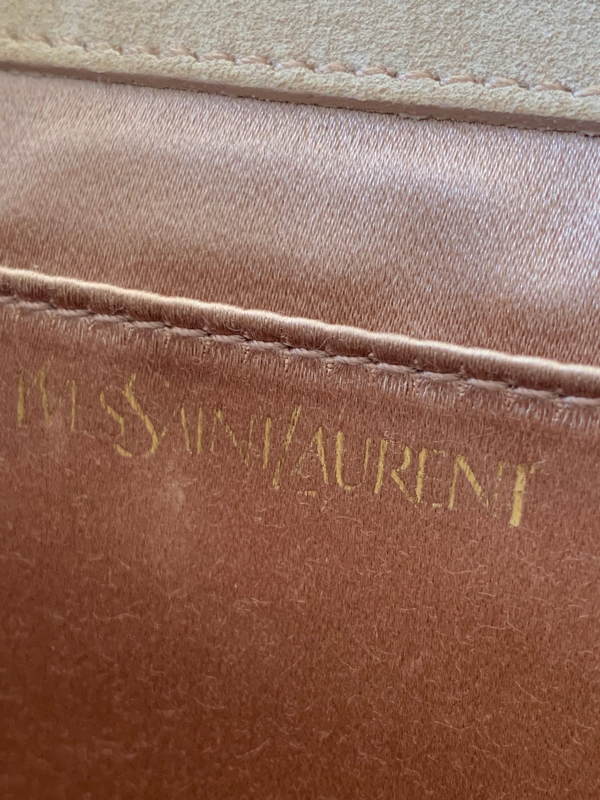 Saint Laurent Belle De Jour Patent