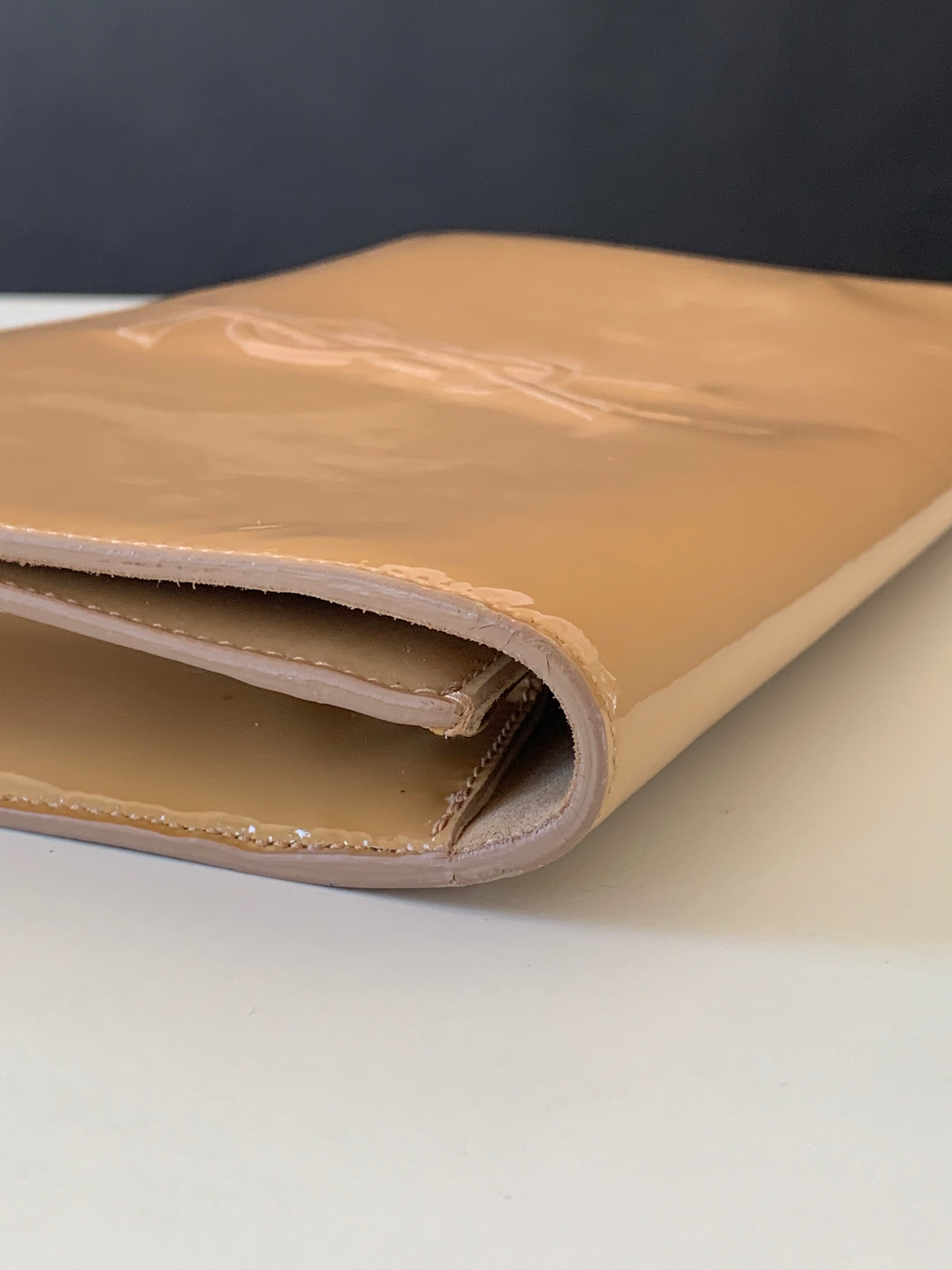 Saint Laurent Belle De Jour Patent