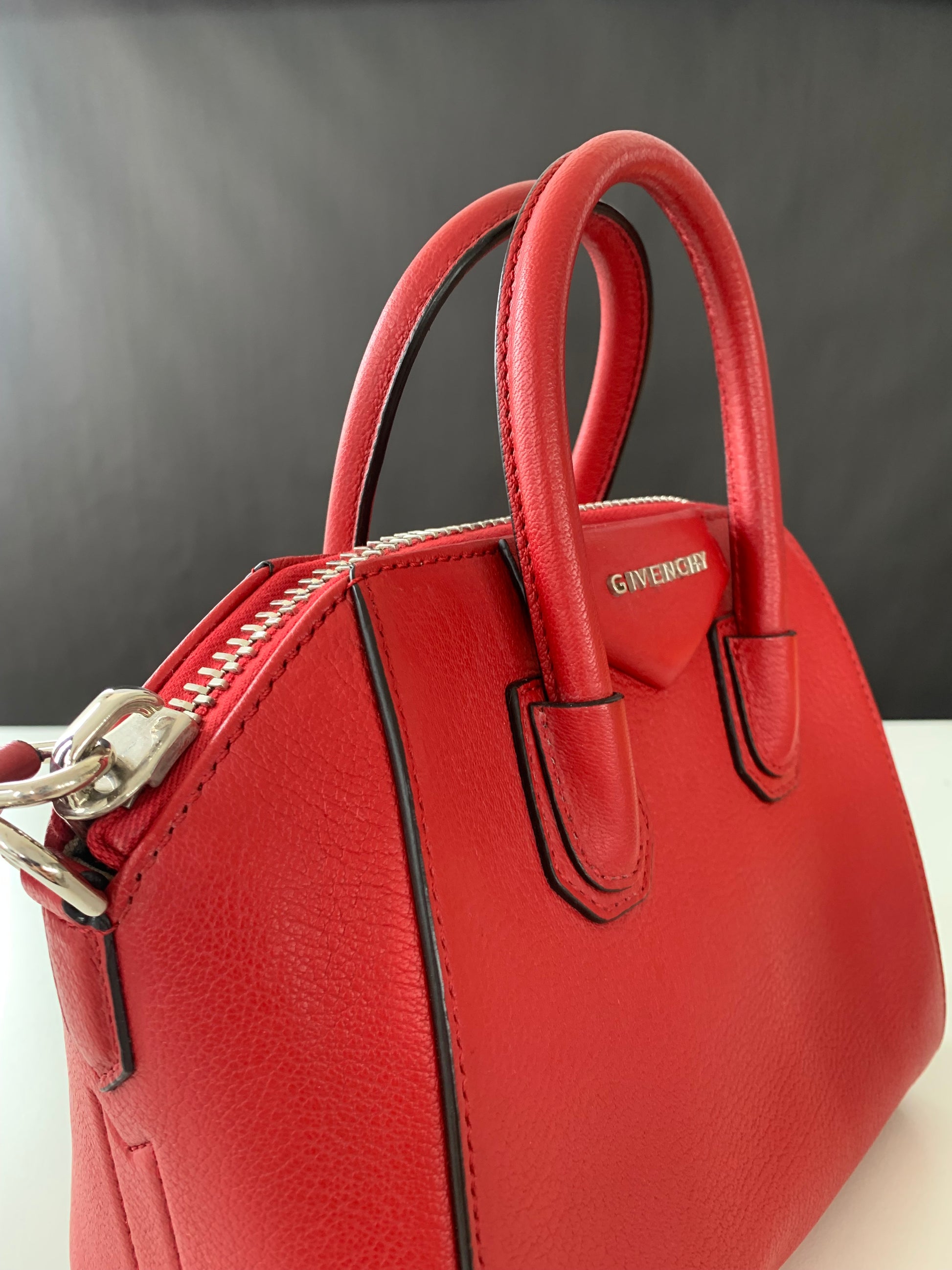 Givenchy Antigona Mini
