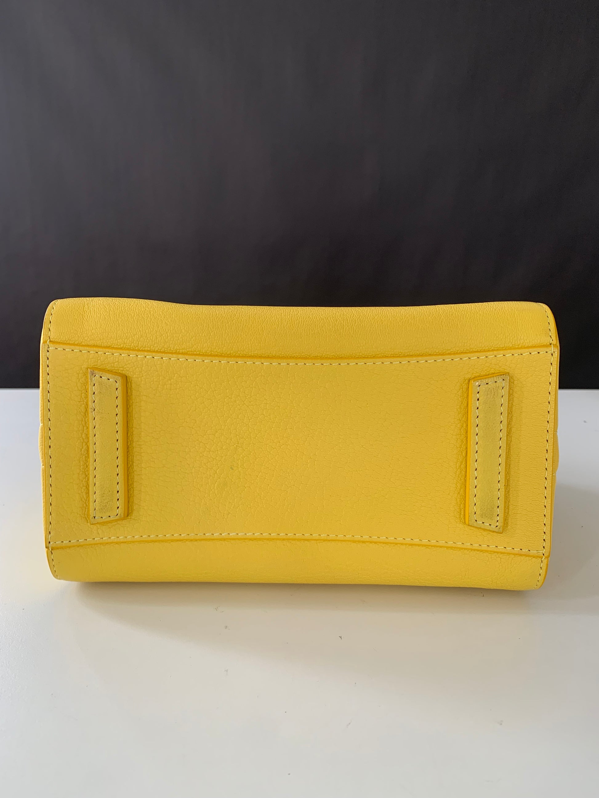 Givenchy Antigona Mini