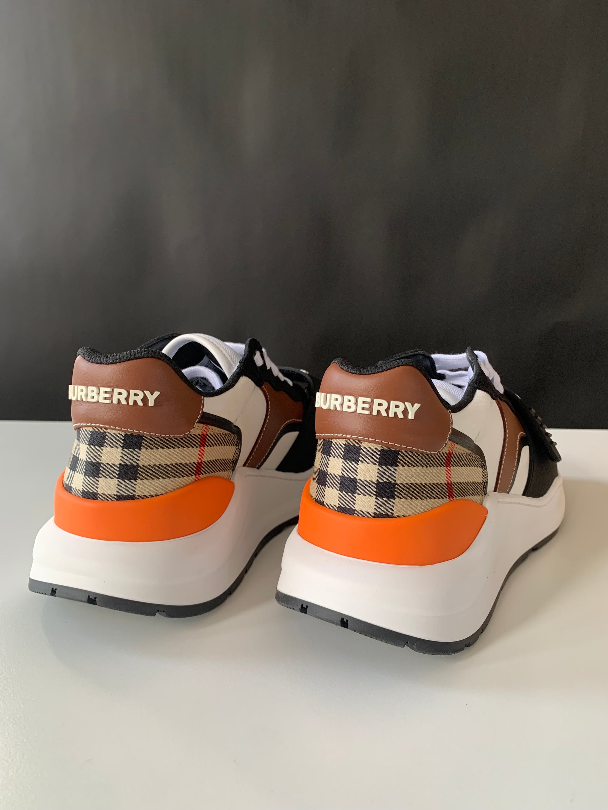 Burberry Ramsey Sneakers 41