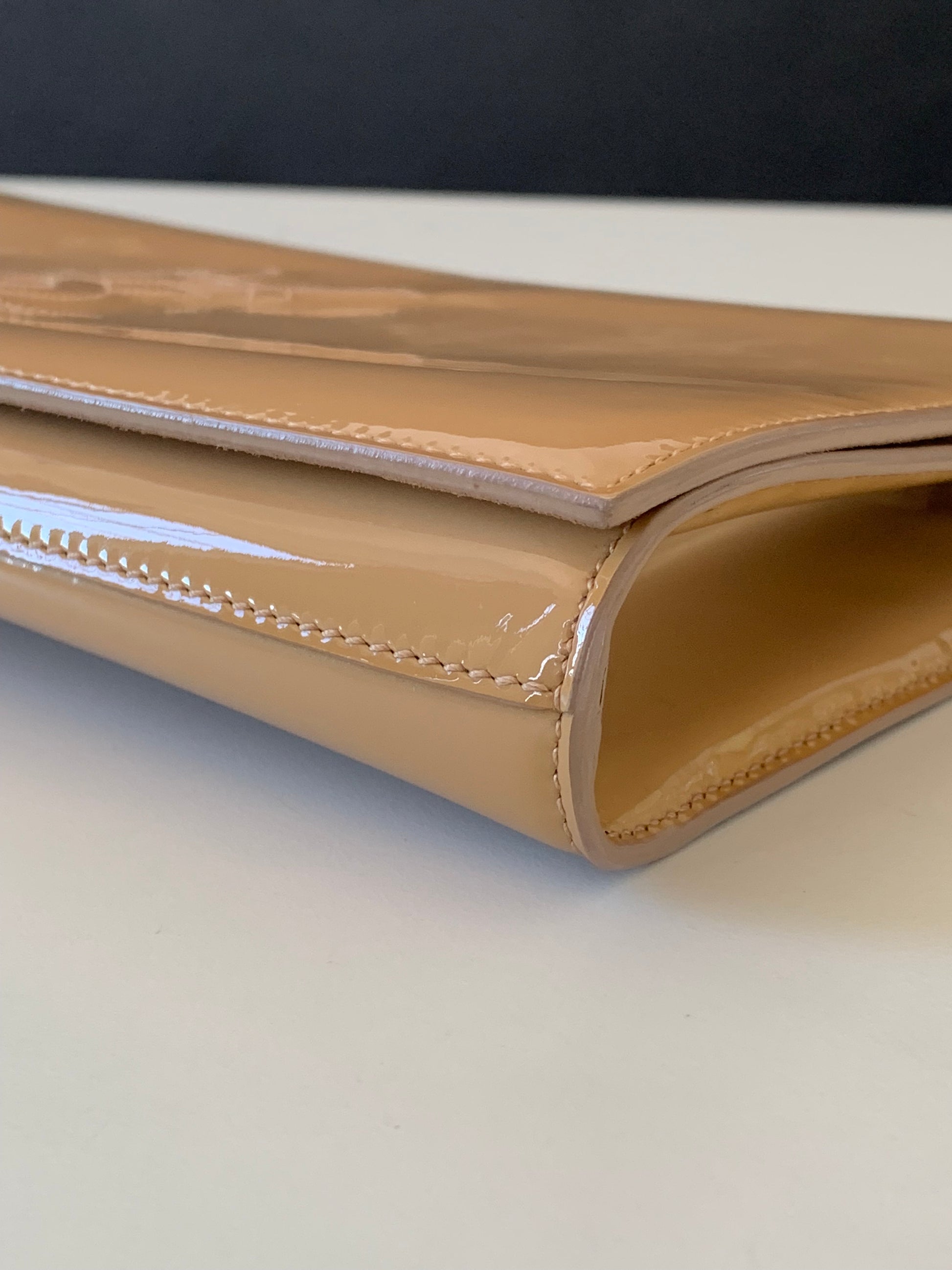 Saint Laurent Belle De Jour Patent