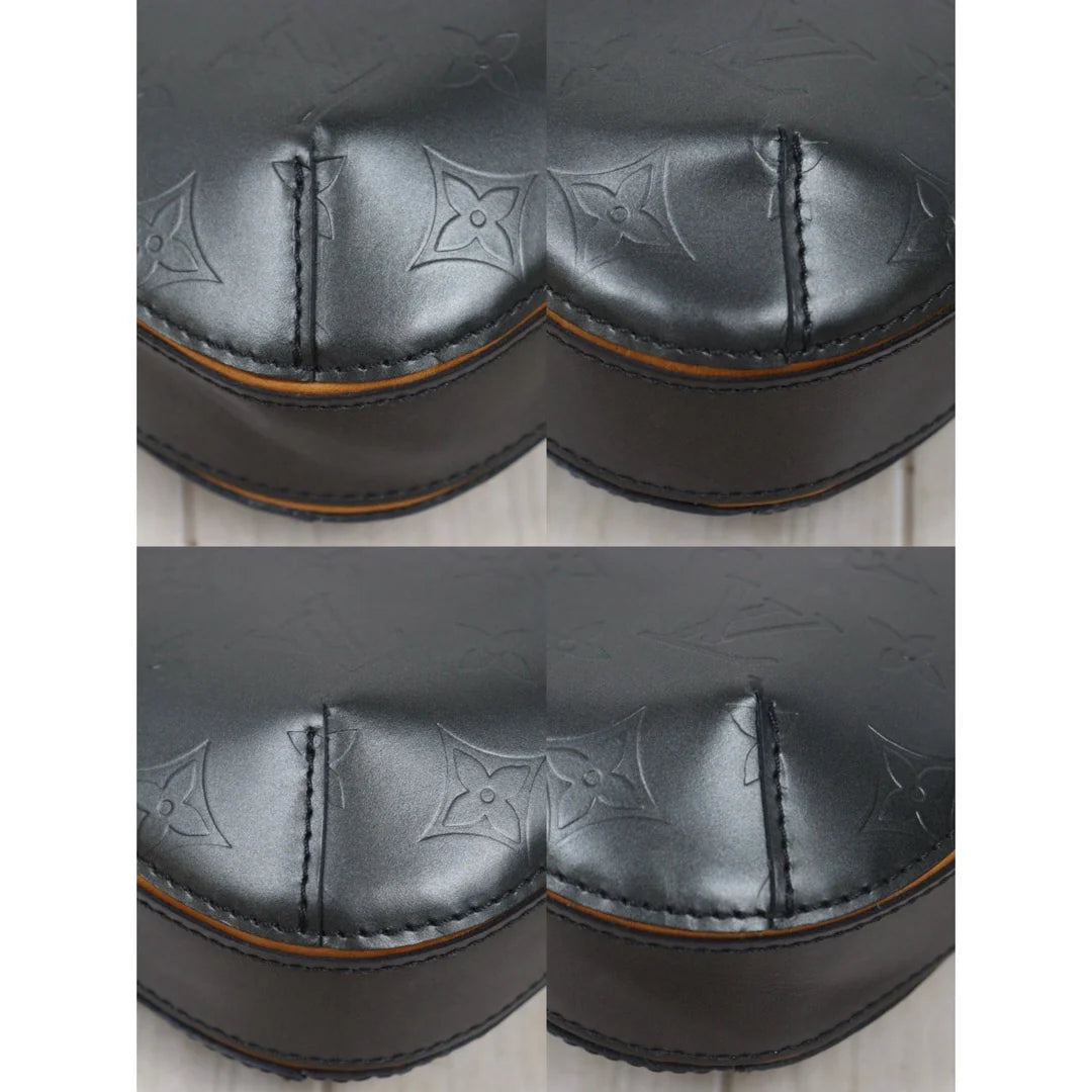 Louis Vuitton	Pochette Mat Fowler