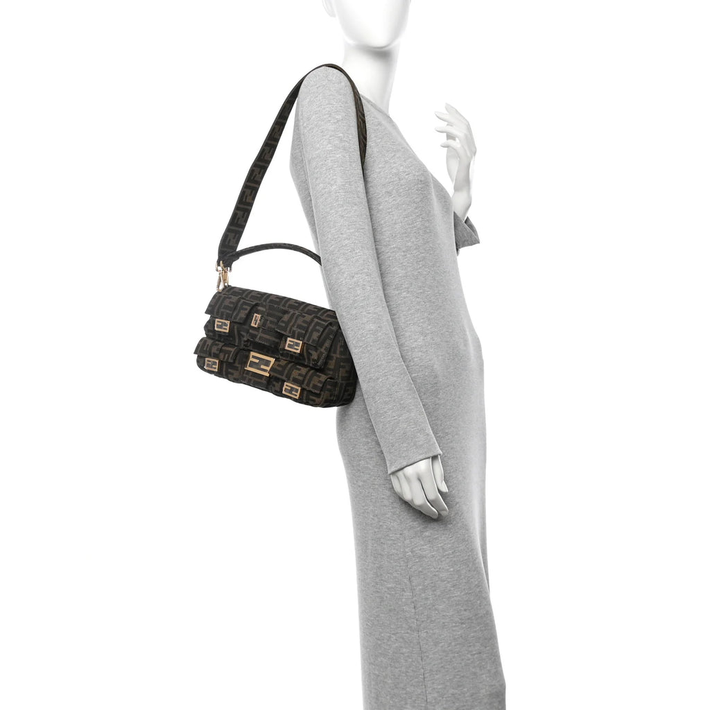 Fendi Baguette Multipocket Zucca