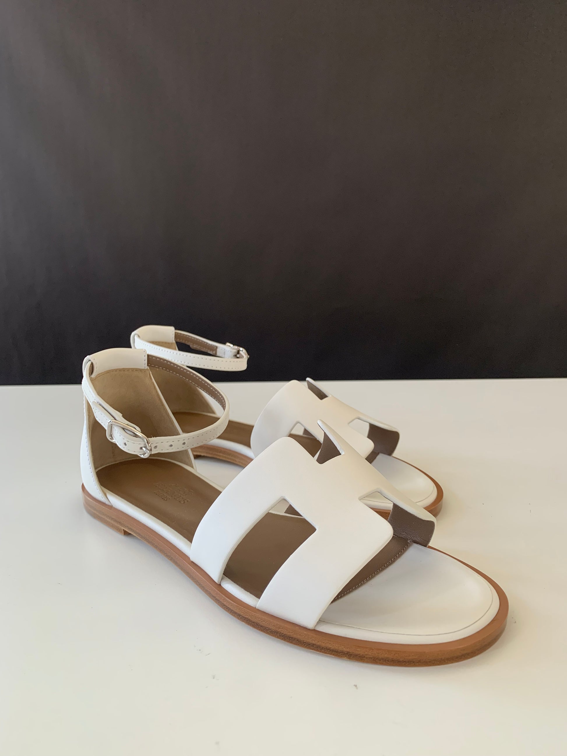 Hermès Santorini Sandals 36