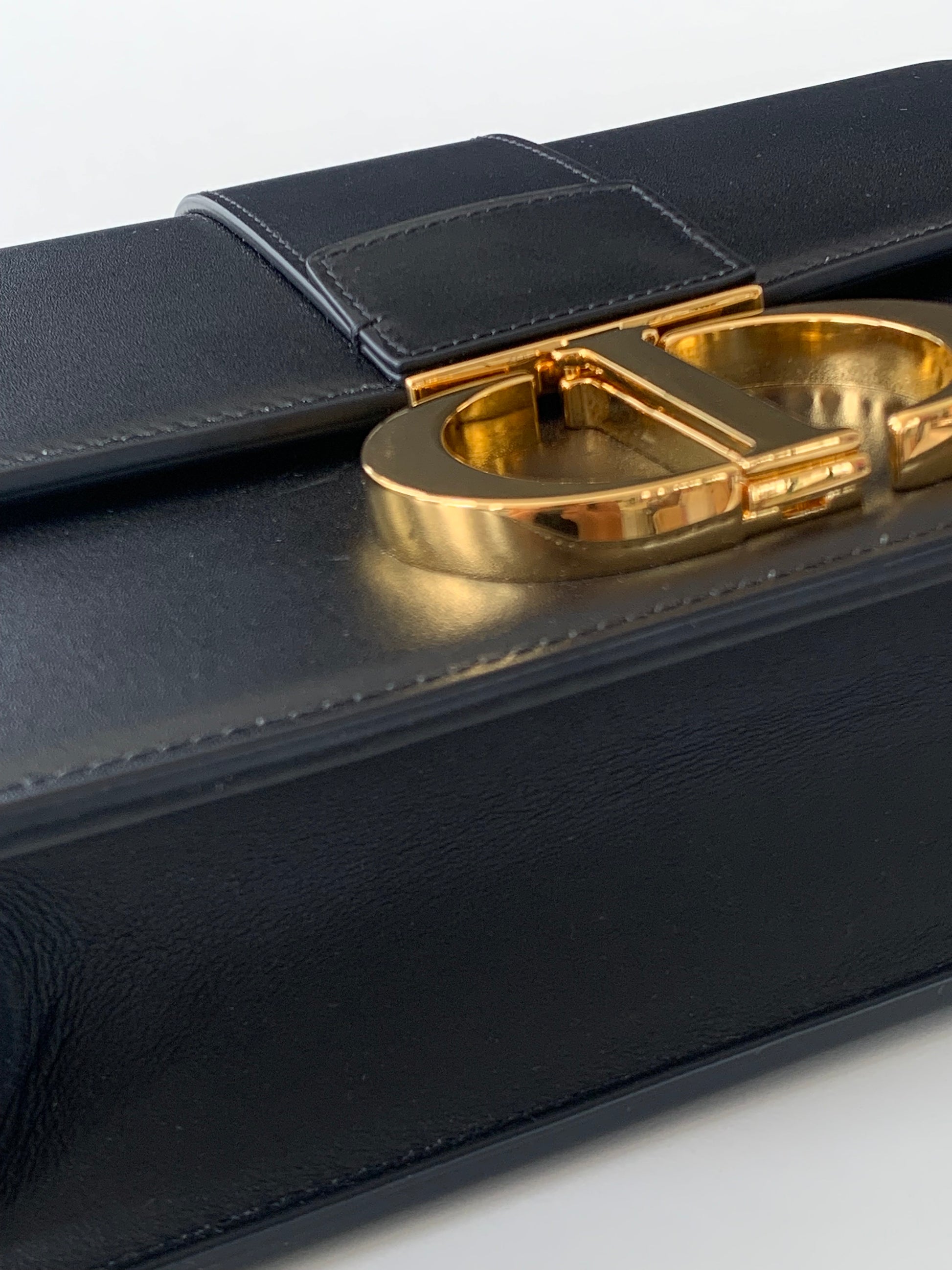 Dior Montaigne 30 Flap