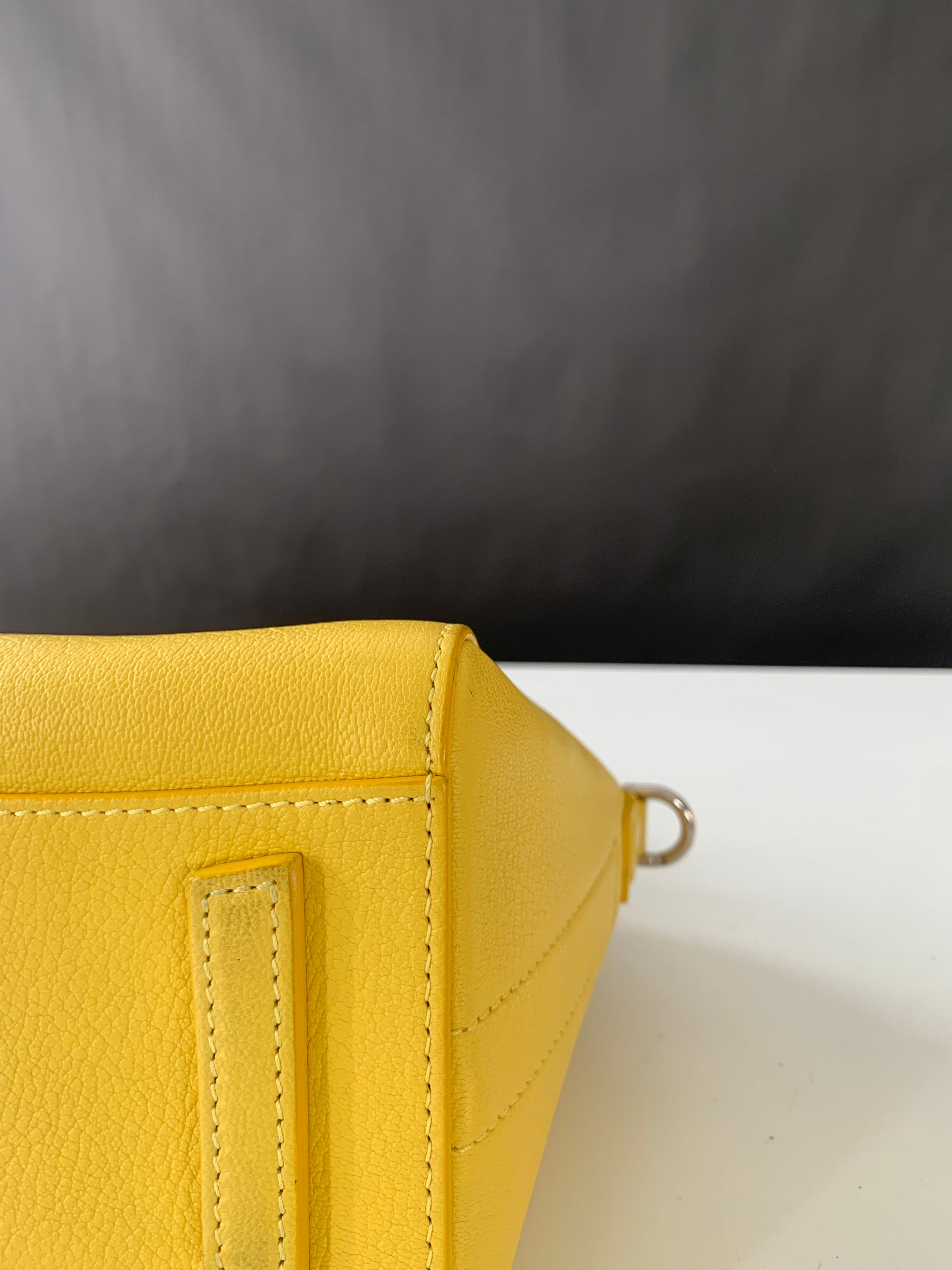 Givenchy Antigona Mini