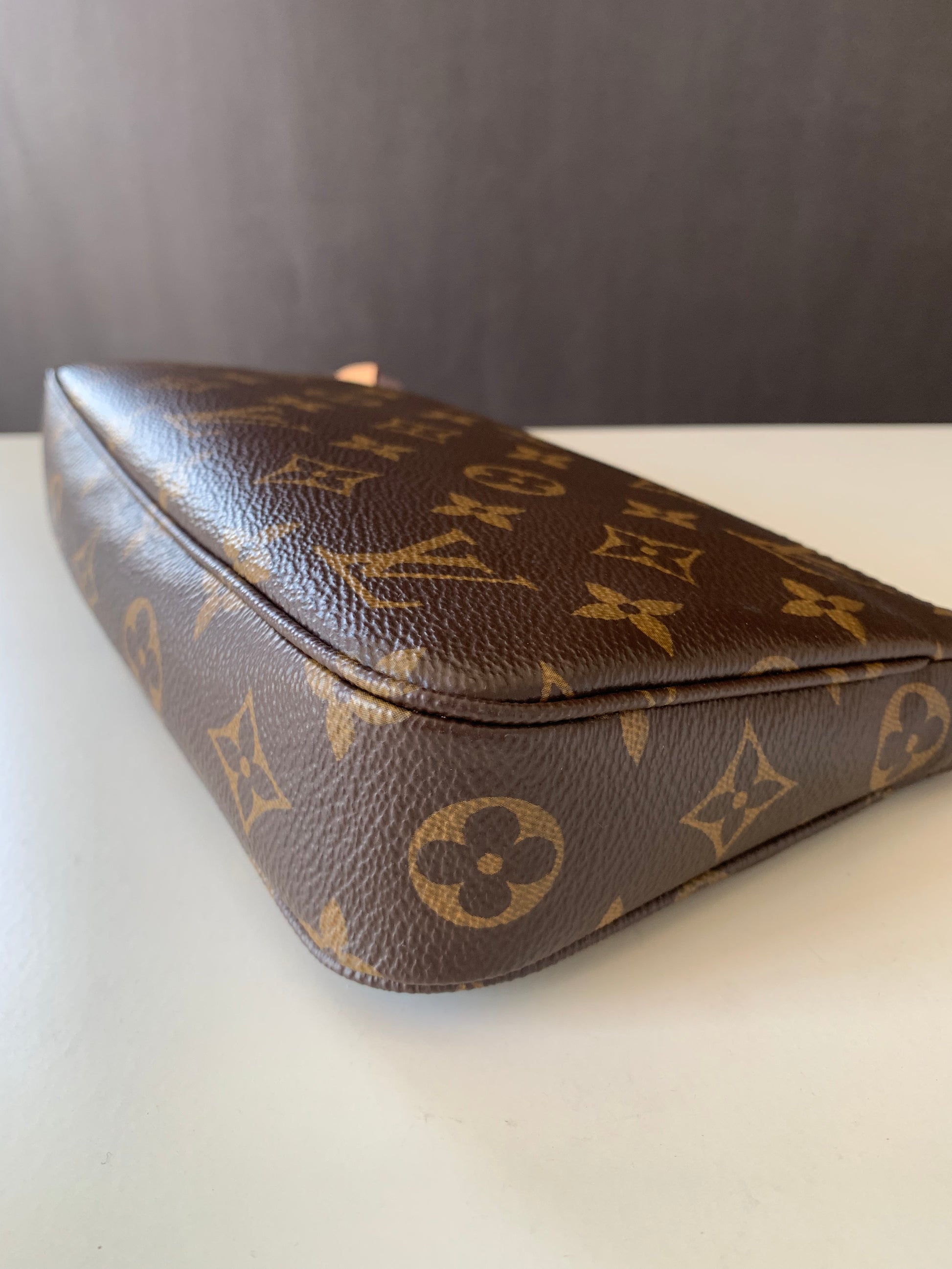 Louis Vuitton Pochette NM Monogram