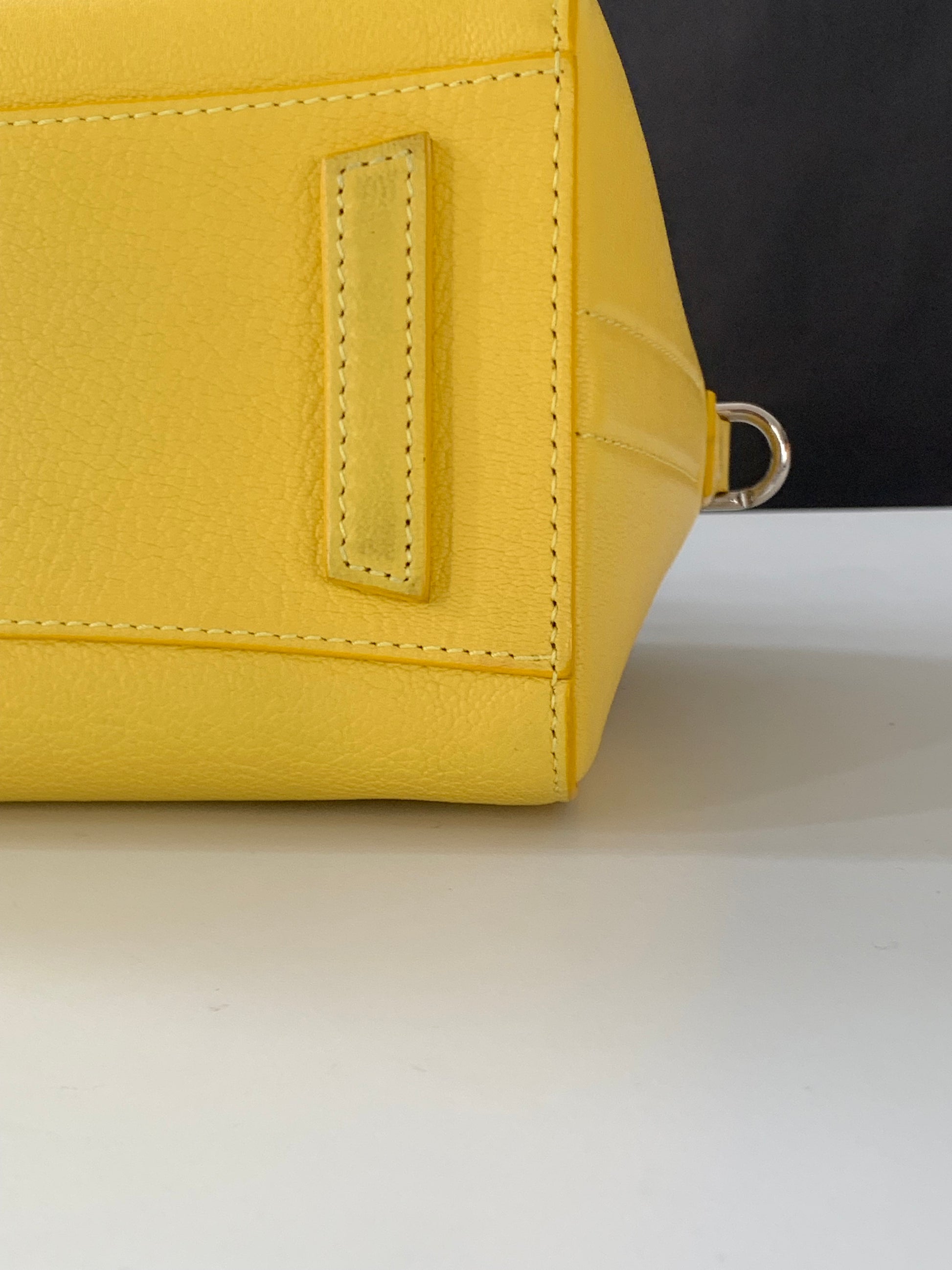 Givenchy Antigona Mini