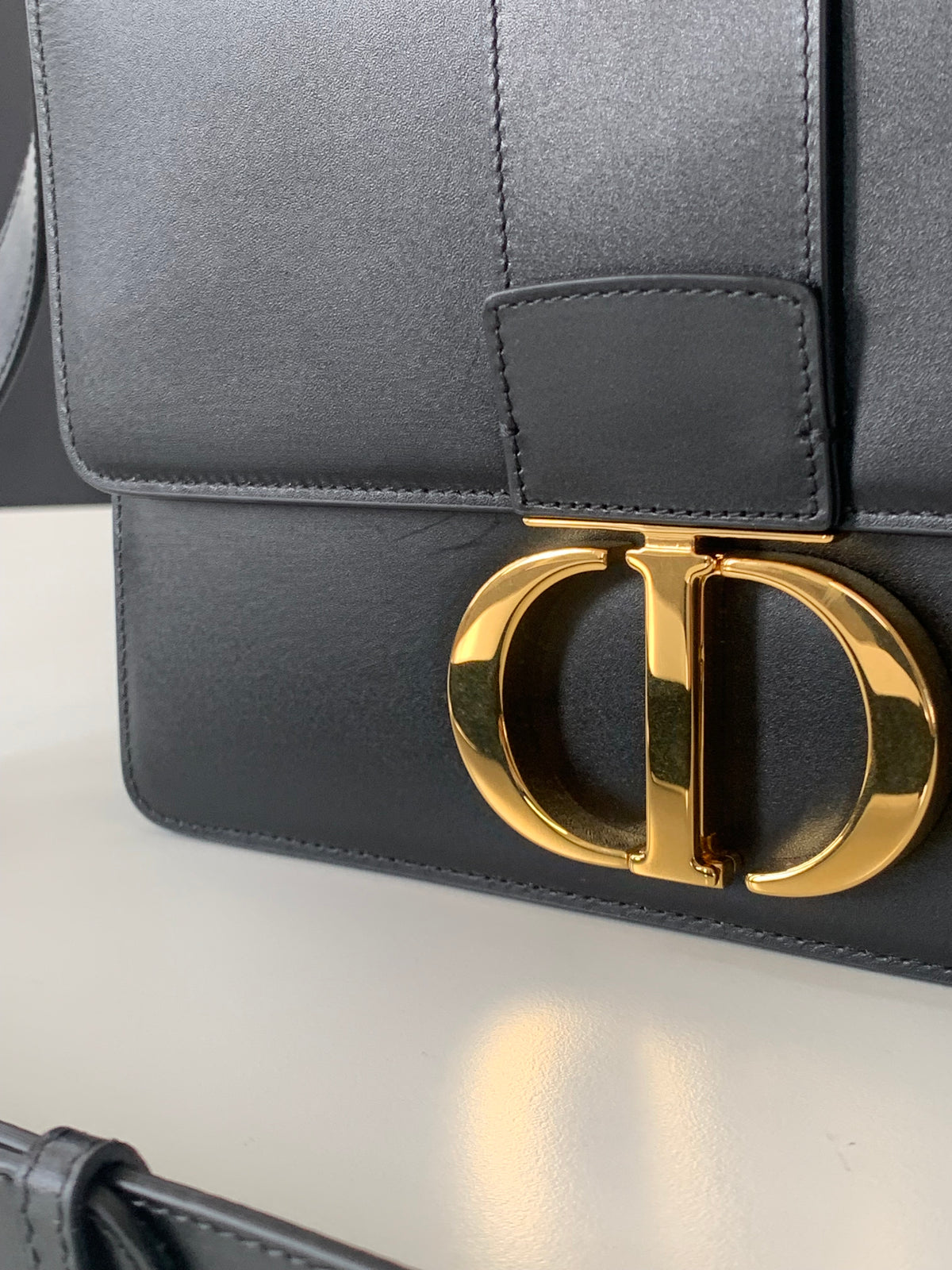 Dior Montaigne 30 Flap