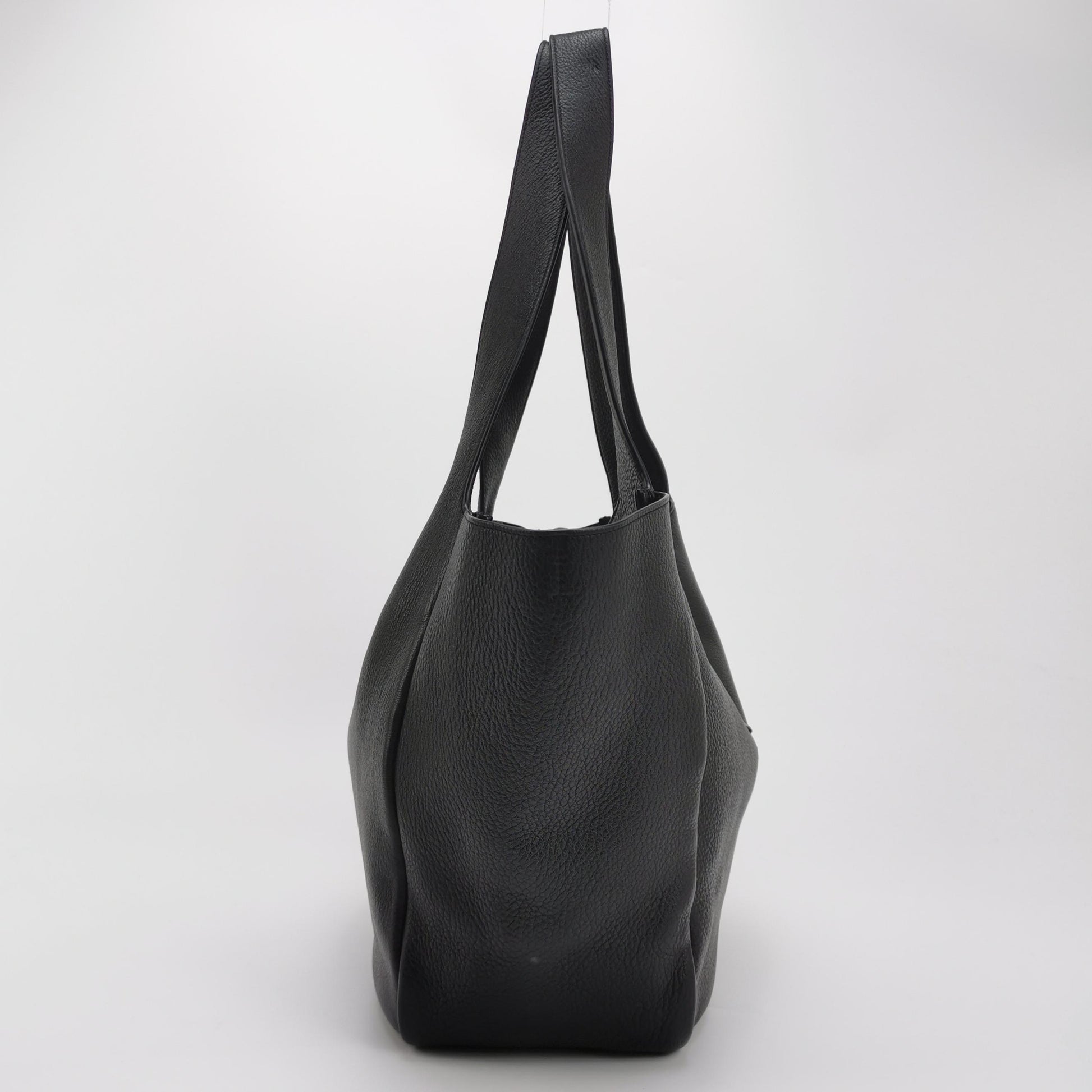 Saint Laurent Le 5 À 7 Bea Tote Black