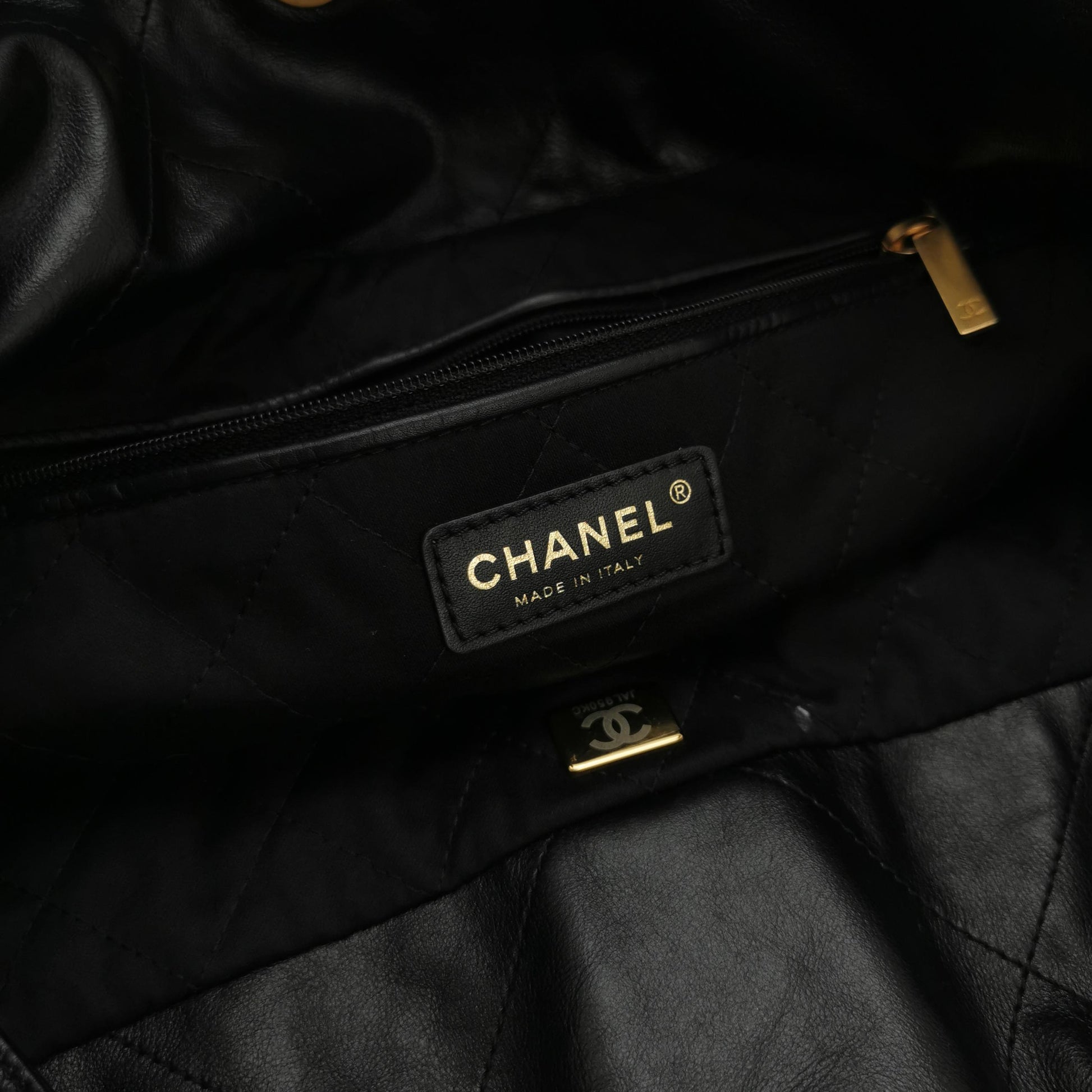 Chanel 22 Small