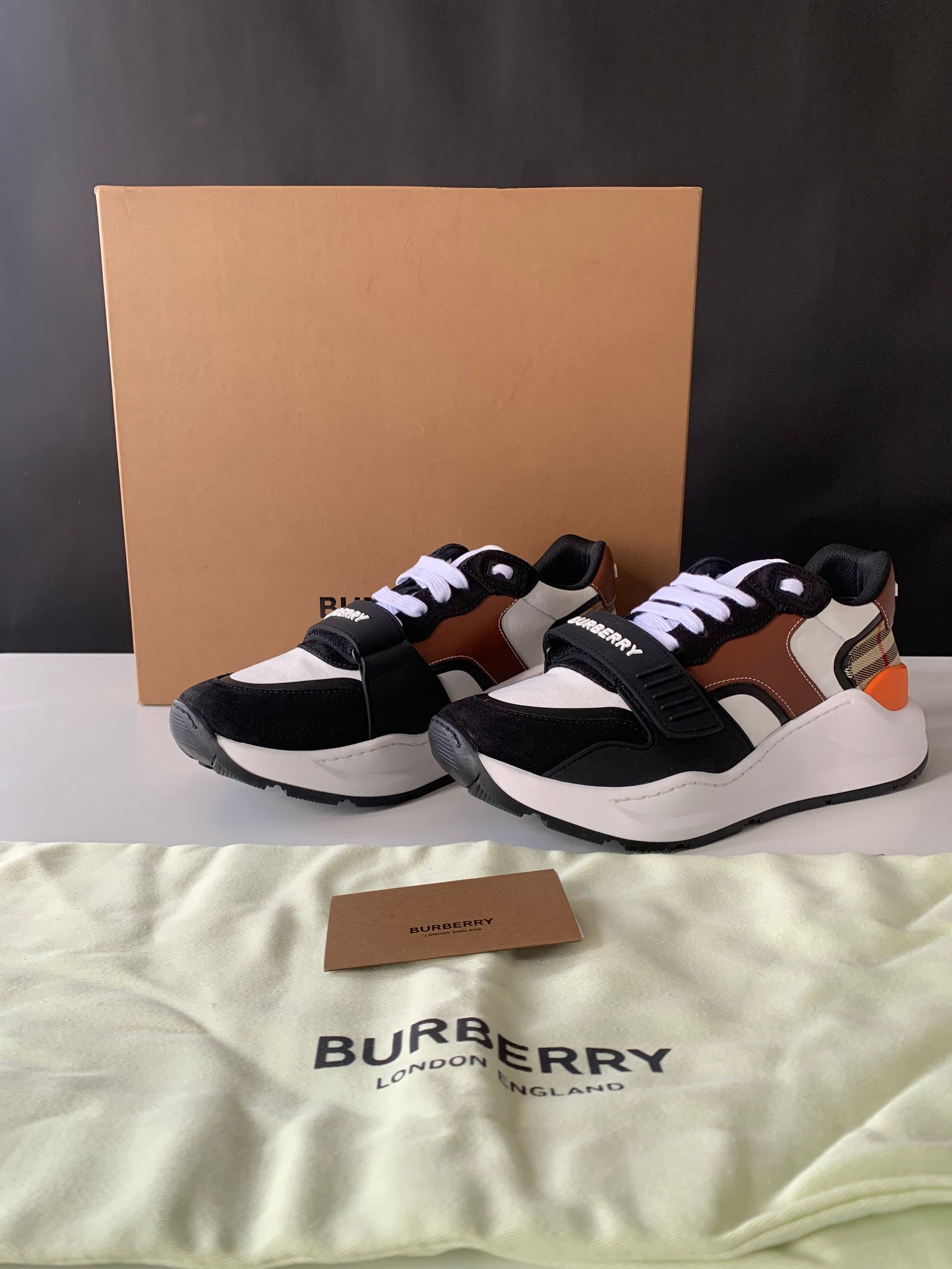 Burberry Ramsey Sneakers 41