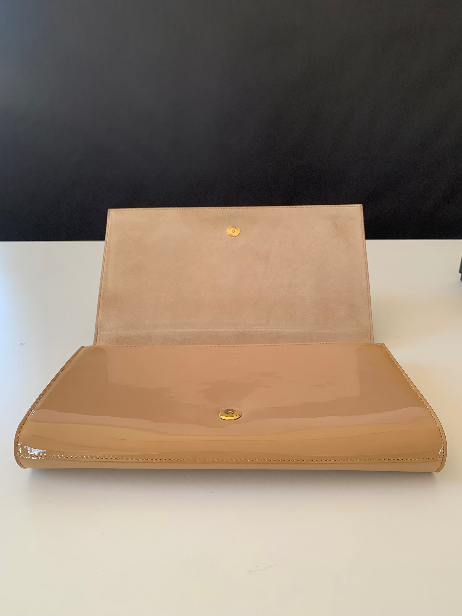 Saint Laurent Belle De Jour Patent