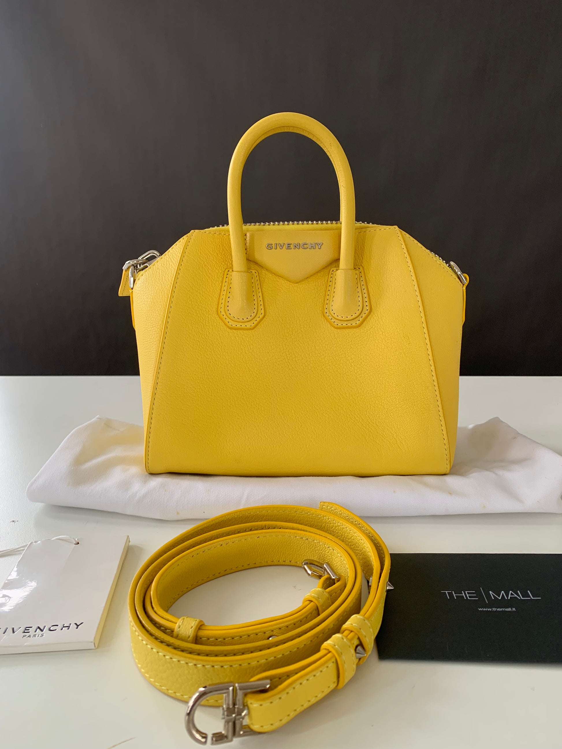 Givenchy Antigona Mini