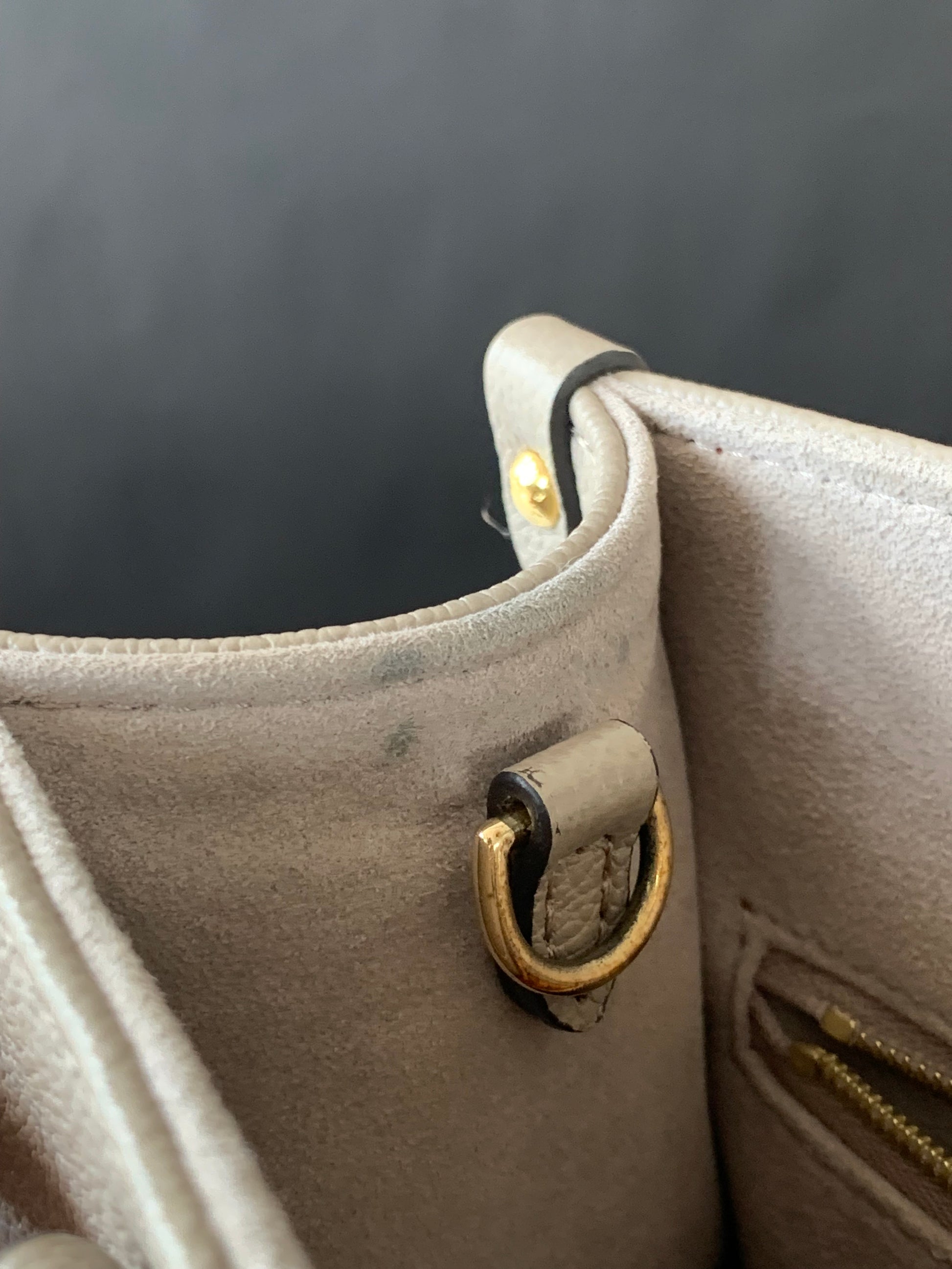 Louis Vuitton On The Go PM Empreinte