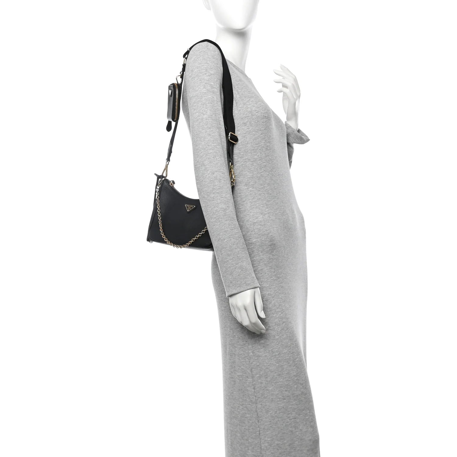 Prada Re-edition 2005 Saffiano Lux