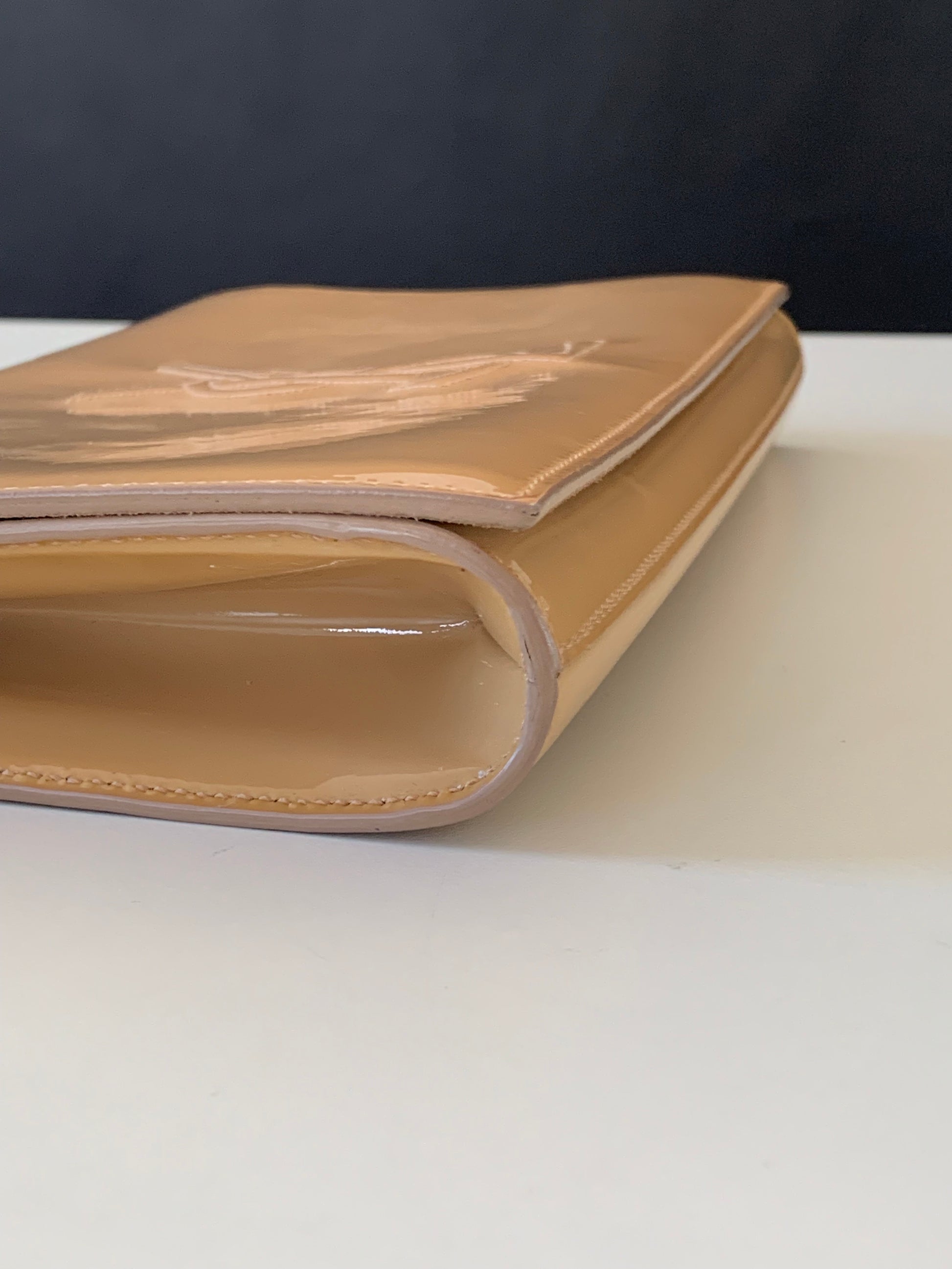 Saint Laurent Belle De Jour Patent