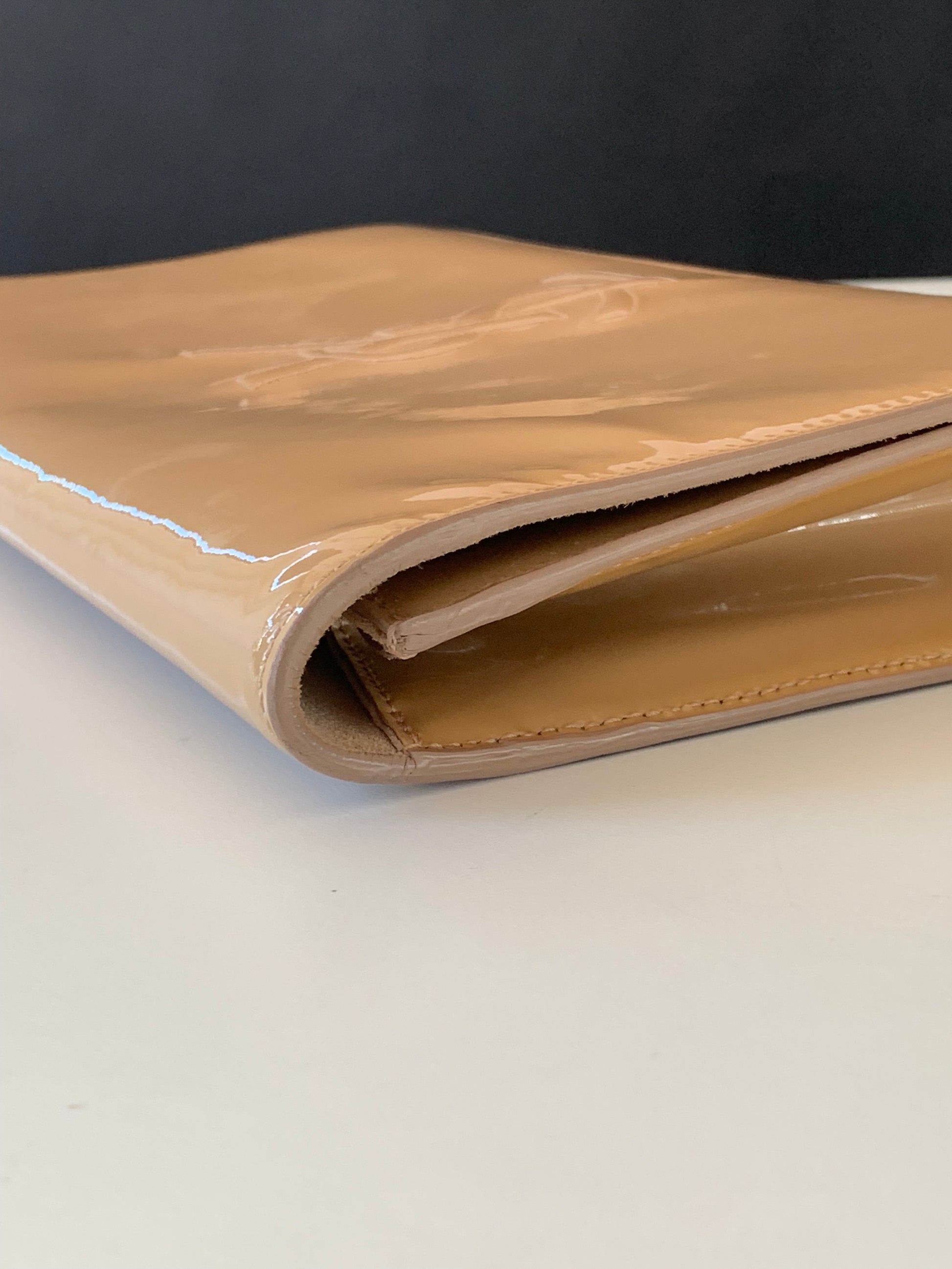 Saint Laurent Belle De Jour Patent