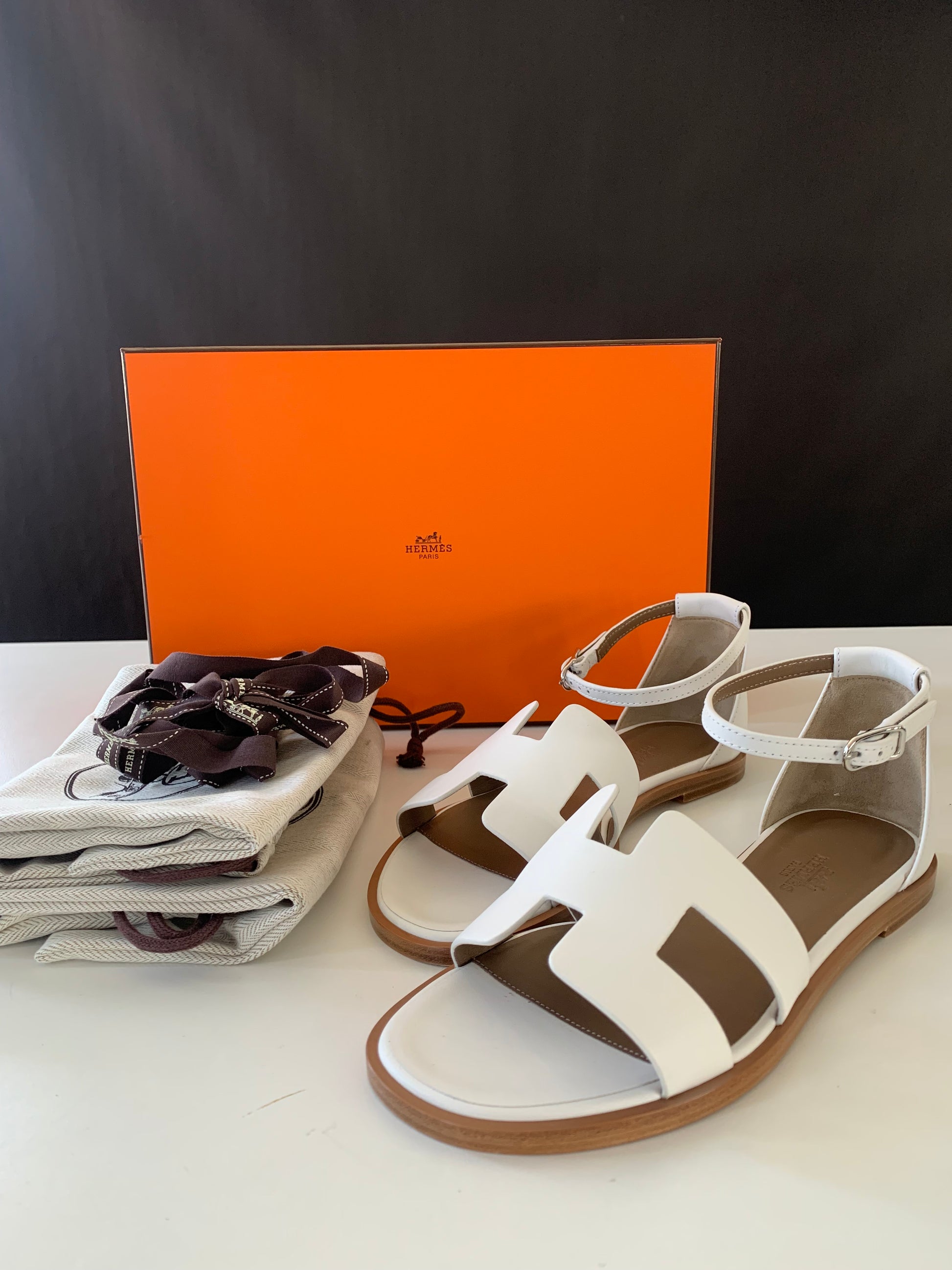 Hermès Santorini Sandals 36