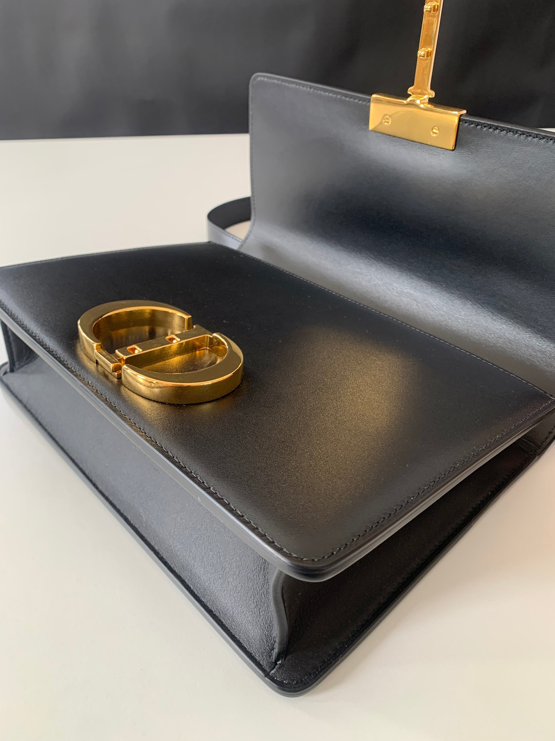 Dior Montaigne 30 Flap