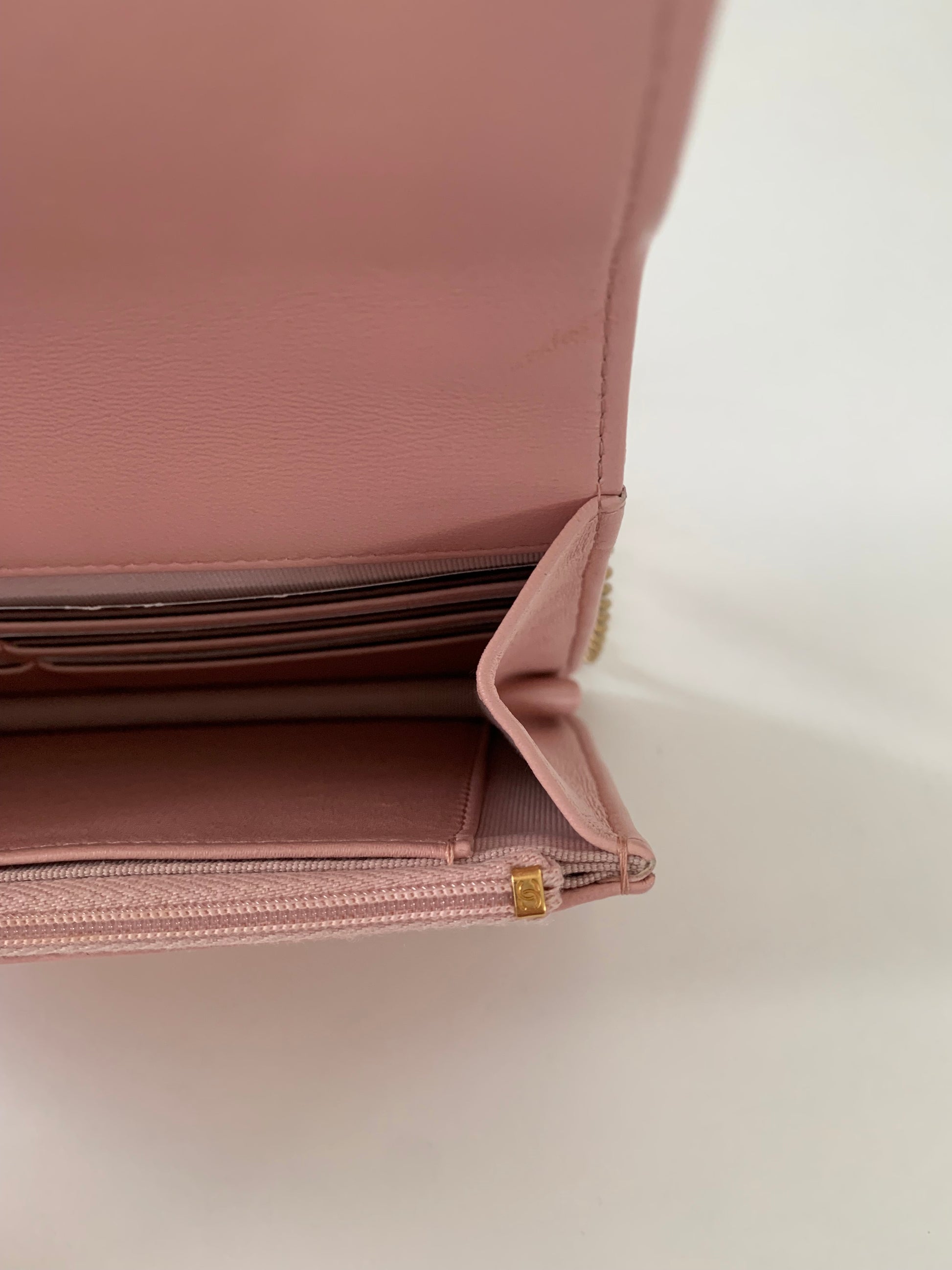 Chanel Sweet Camellia Wallet on Chain