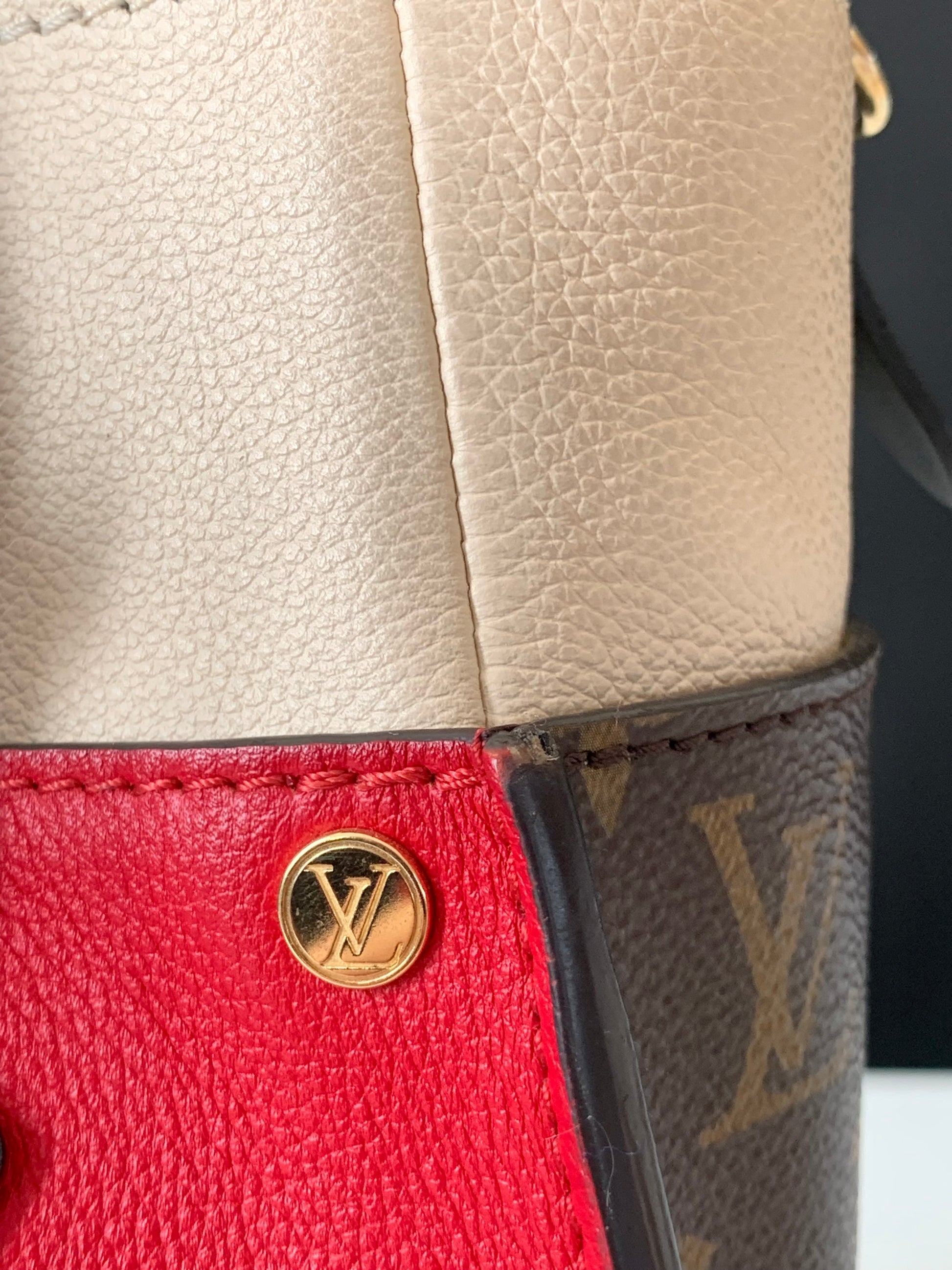 Louis Vuitton On My Side Monogram