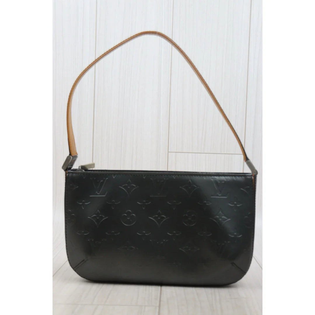 Louis Vuitton	Pochette Mat Fowler