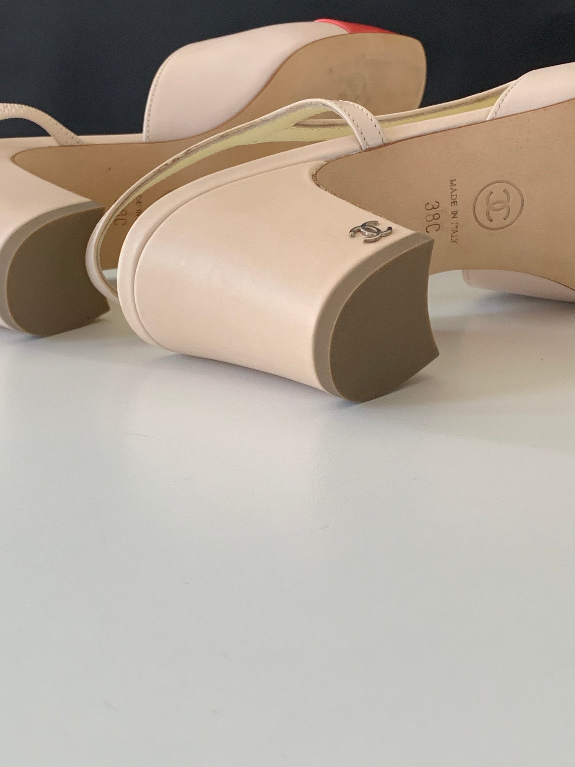 Chanel Cap Toe Slingback Pumps 38