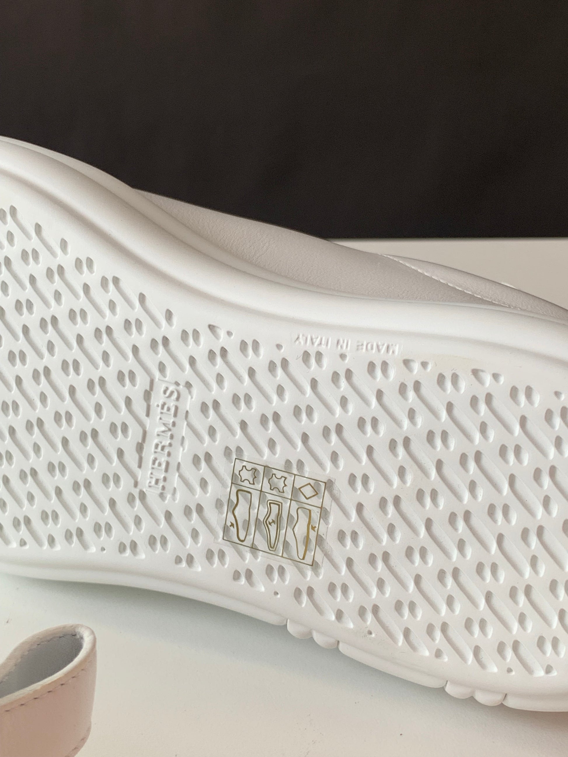 Hermès Happy Sneakers 36