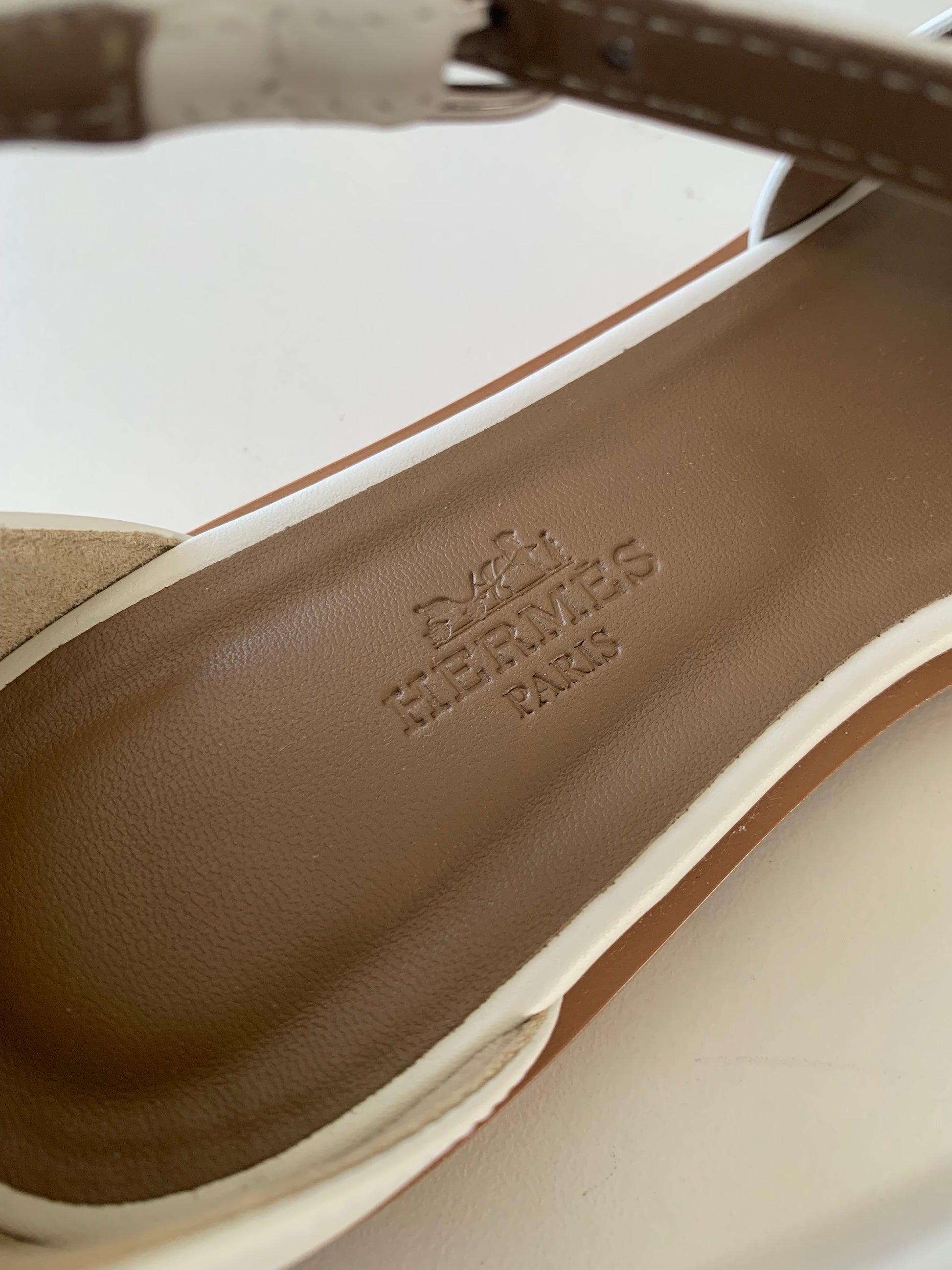 Hermès Santorini Sandals 36