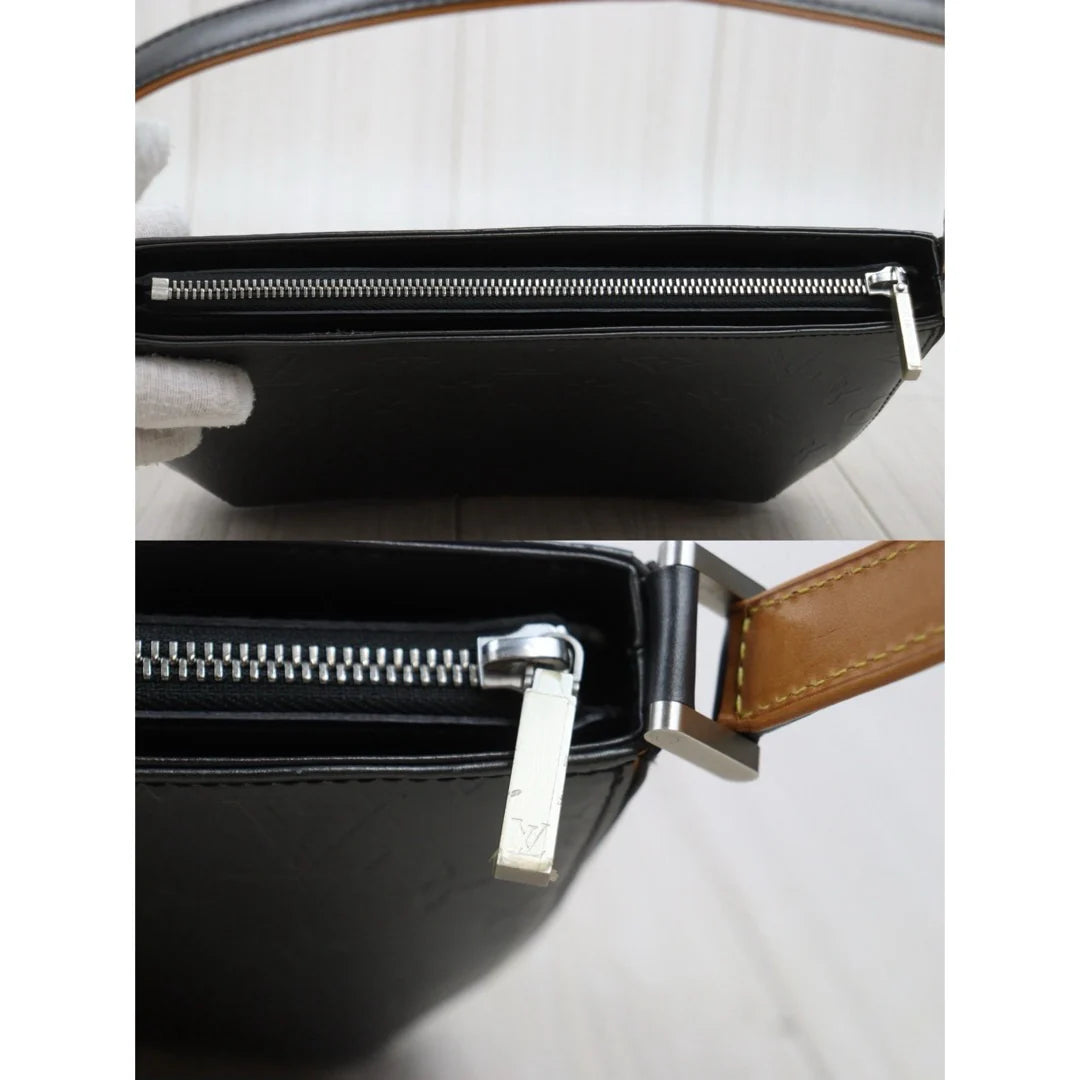 Louis Vuitton	Pochette Mat Fowler