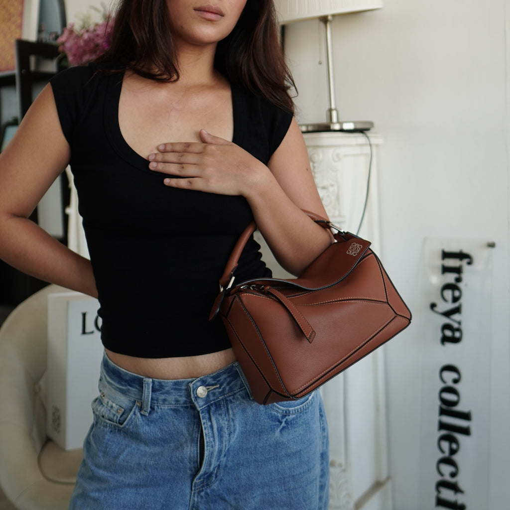 Loewe Puzzle Small Tan