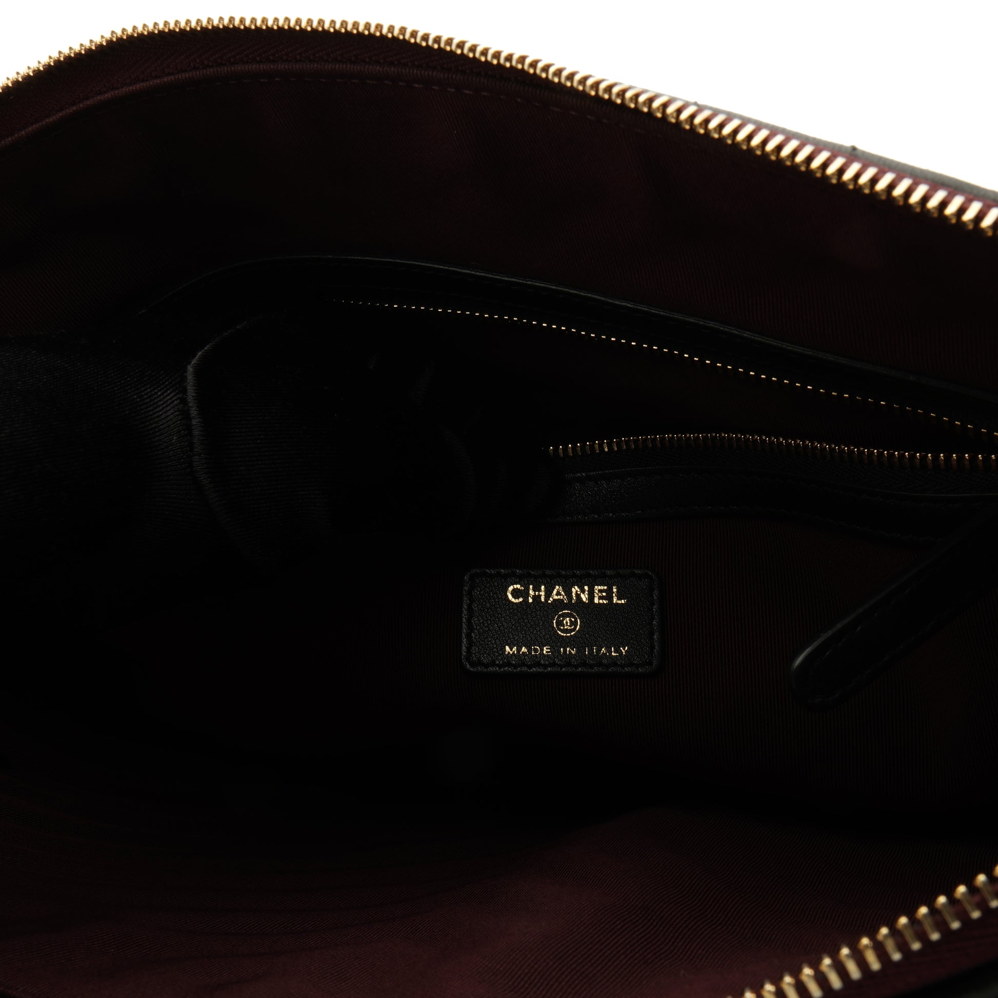 Chanel O Case Chevron Large