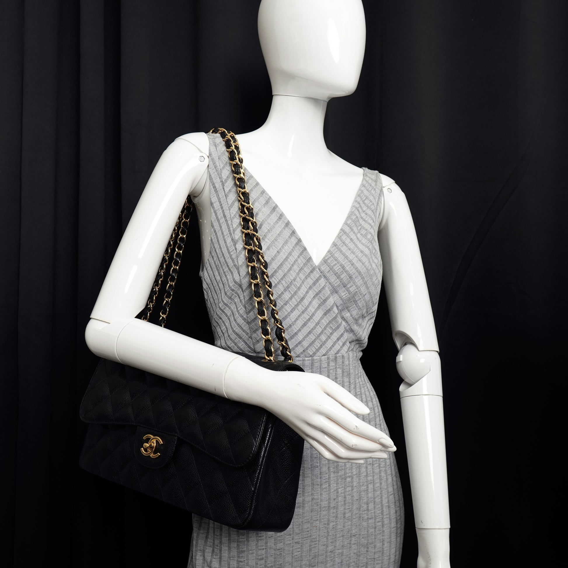 Chanel Classic Double Flap Jumbo Caviar Black GHW