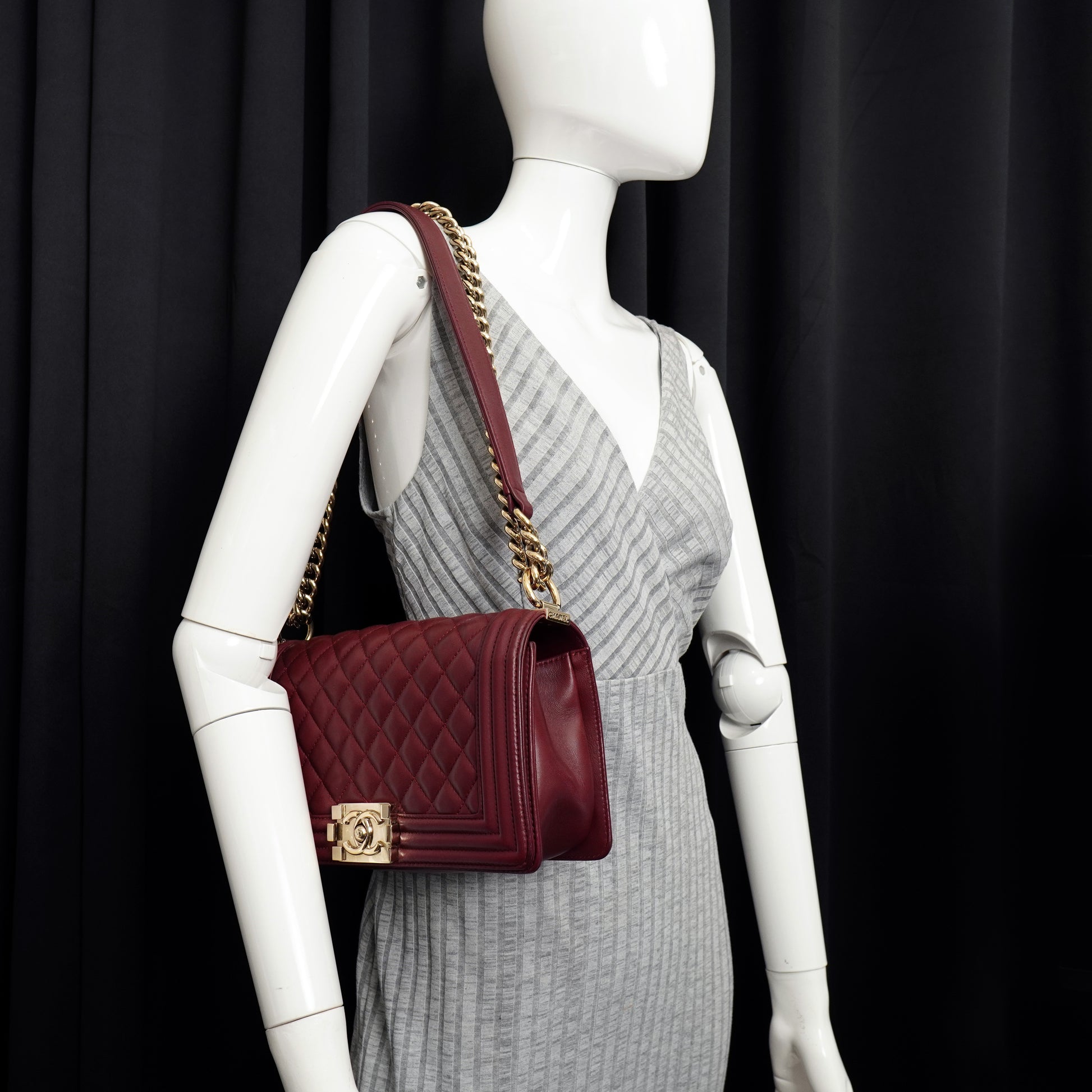 Chanel Chanel Le Boy Old Medium Burgundy
