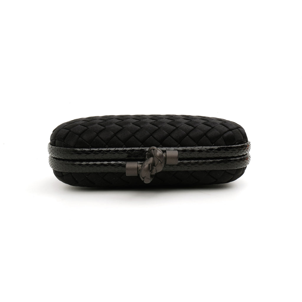 Bottega Veneta Knot Clutch Satin Black