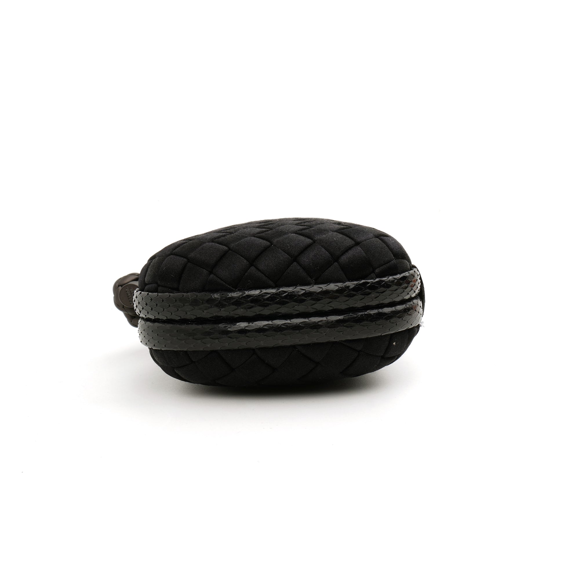 Bottega Veneta Knot Clutch Satin Black