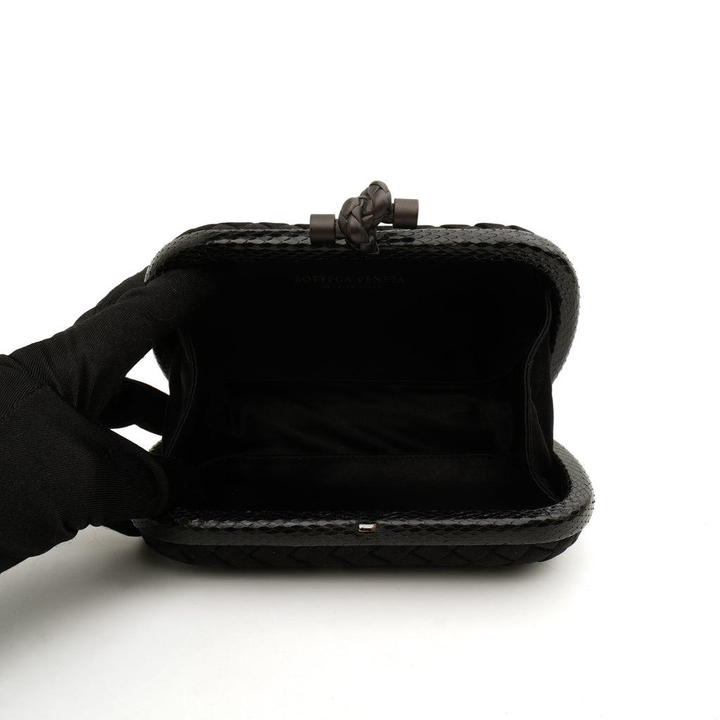 Bottega Veneta Knot Clutch Satin Black